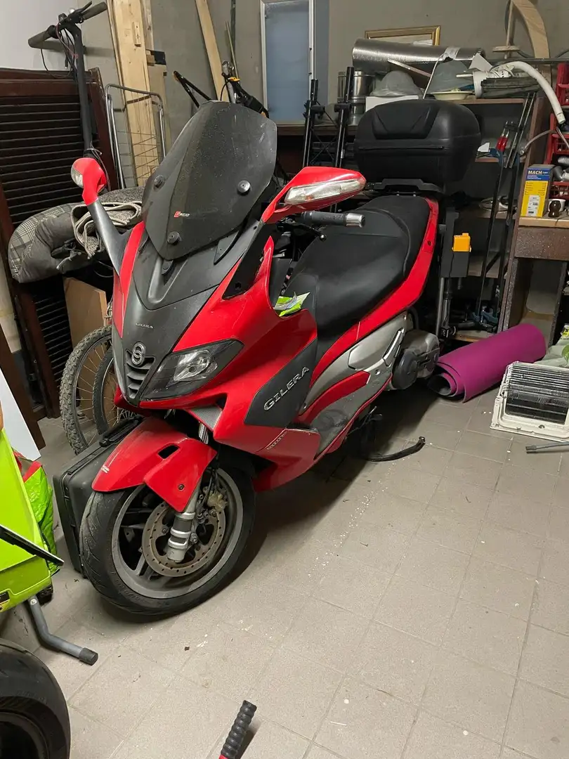 Gilera Nexus 500 Roşu - 1