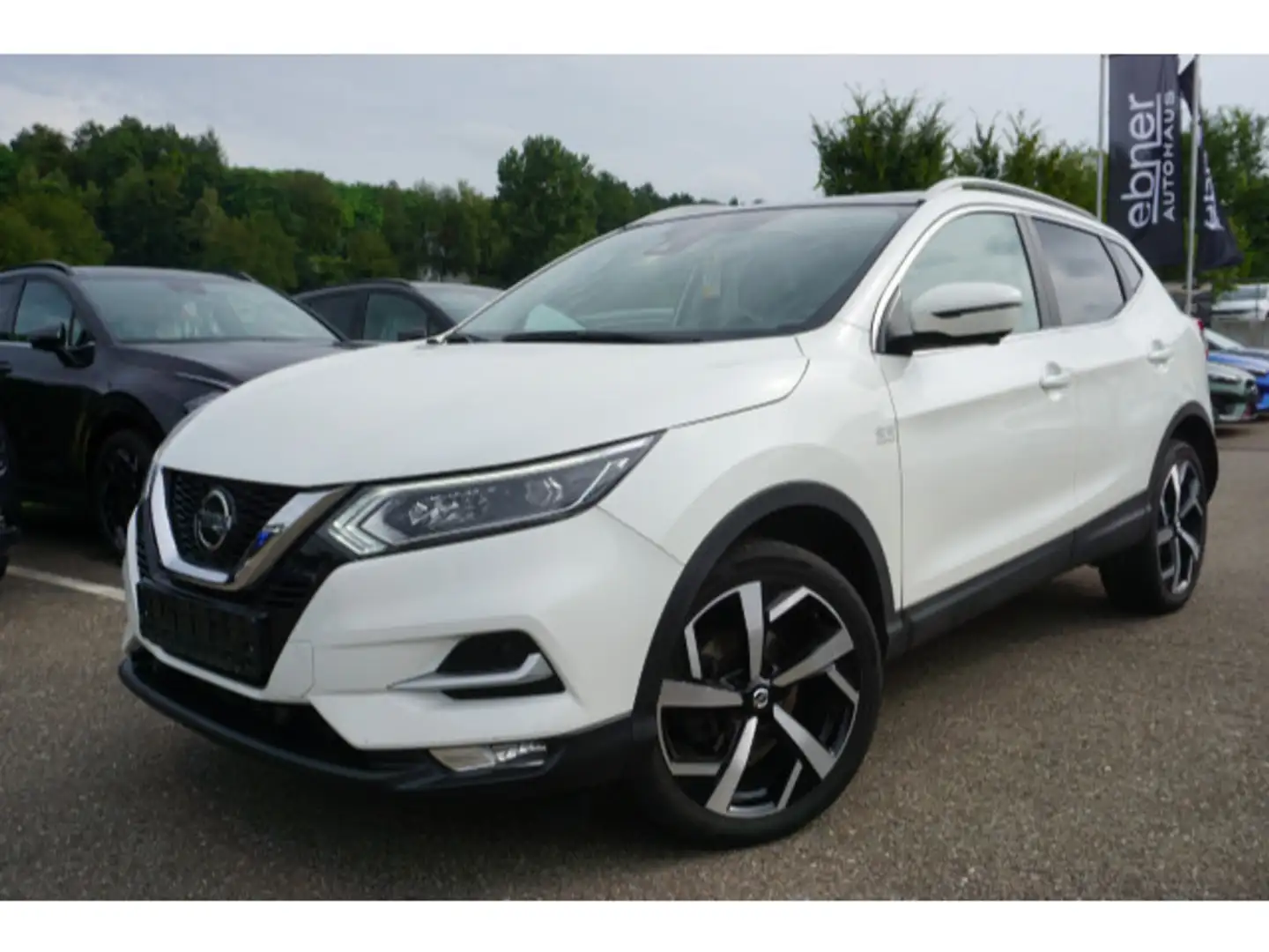 Nissan Qashqai 1.3DIG-T Akari | 360° Kamera | DAB | Nav Weiß - 2