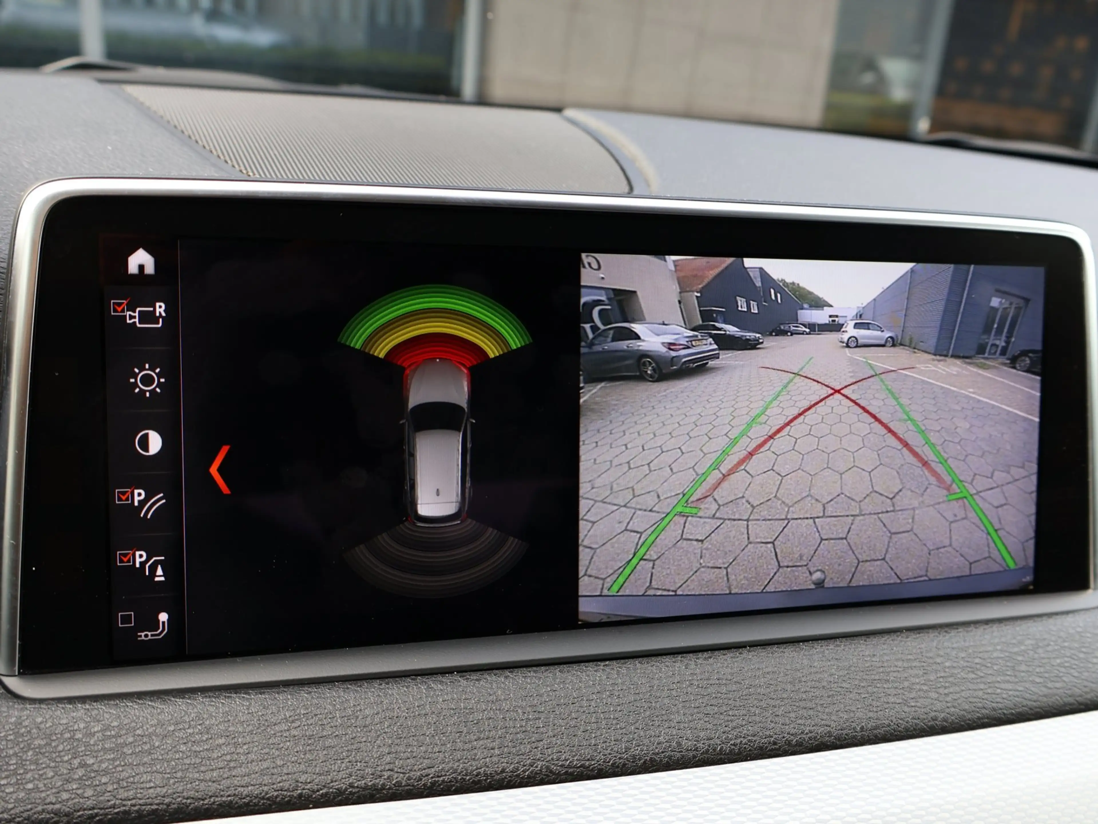 BMW X5 XDrive40e iPerformance M Sport Edition|HUD|Dealer — photo 13