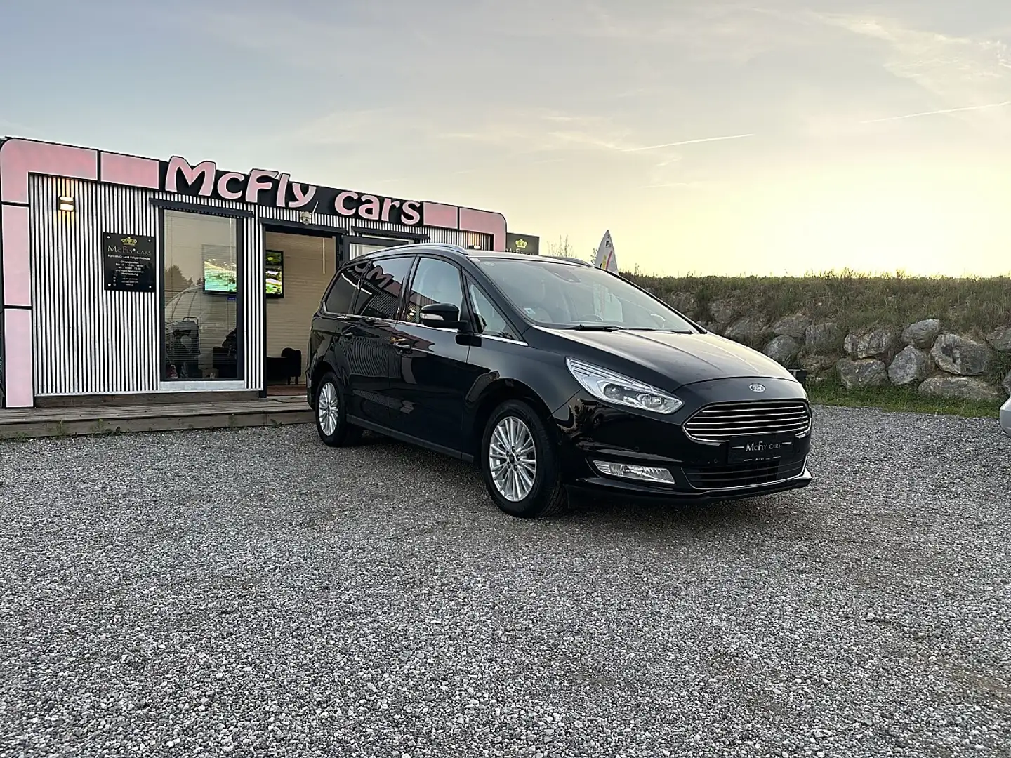 Ford Galaxy 2,0 EcoBlue TITANIUM - KAMERA - AUT.GETR. - TOT... Schwarz - 2