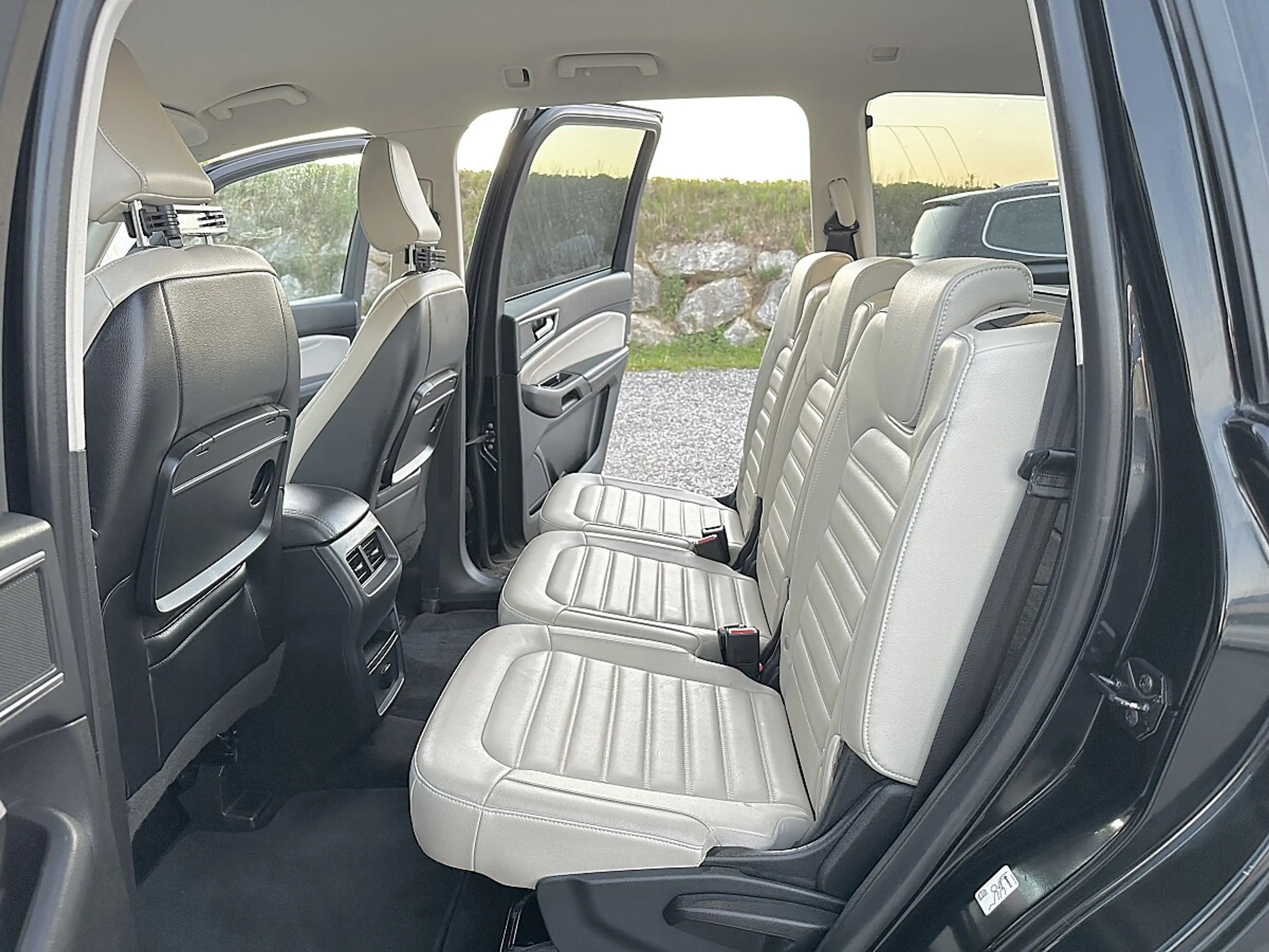 Ford Galaxy 2,0 EcoBlue TITANIUM - KAMERA - AUT.GETR. - TOT... — photo 14