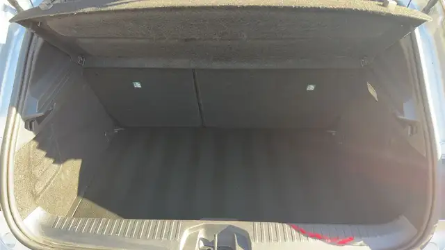 Renault Clio view 14