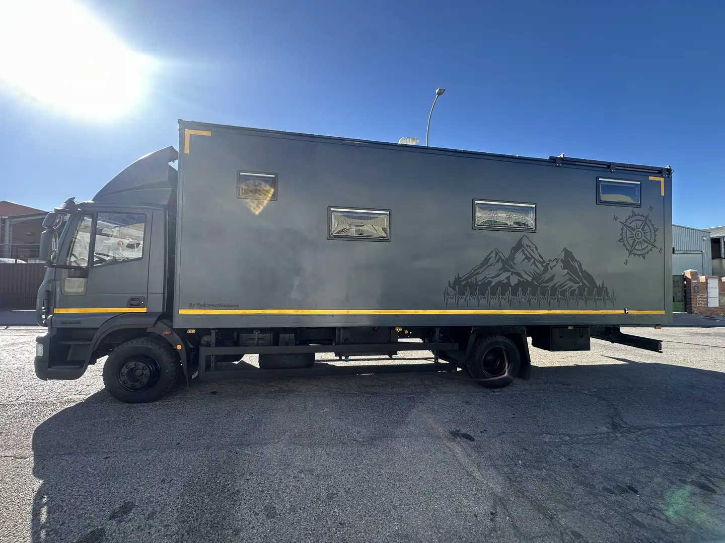 Iveco Camion Camperizado se acepta coche - 2