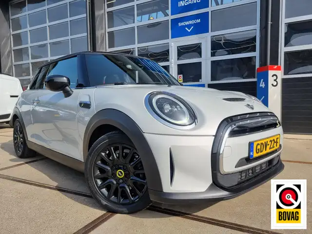 MINI Mini Electric MINI Yours 33 kWh NAVI / CAMERA / CR