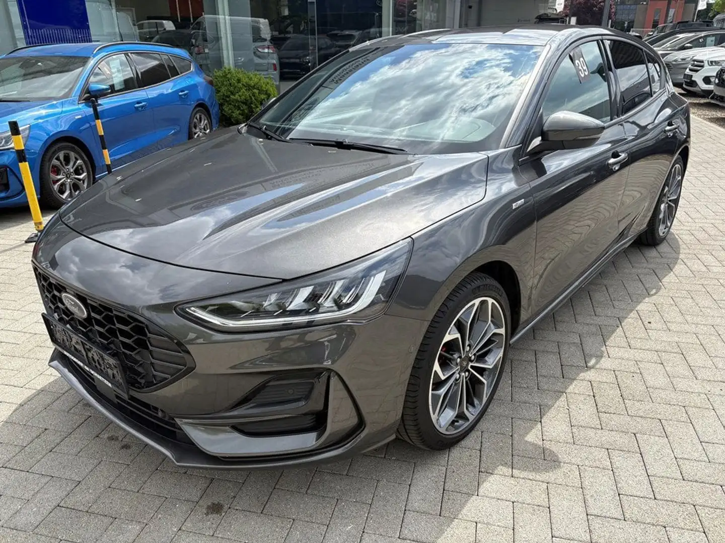 Ford Focus ST-line X 1.0 155 pk met adaptive cc / 12 maanden - 1