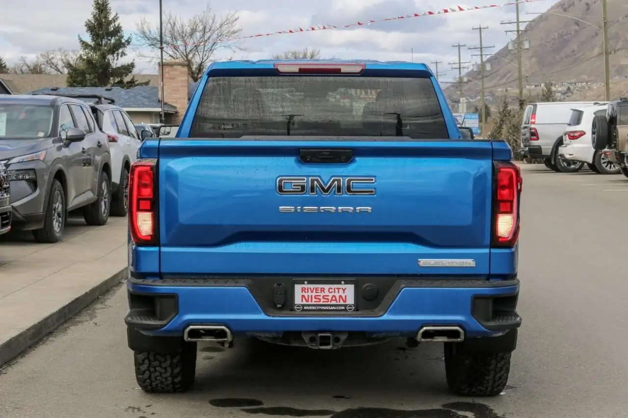 GMC Sierra 1500 снимка GMC Sierra 1500