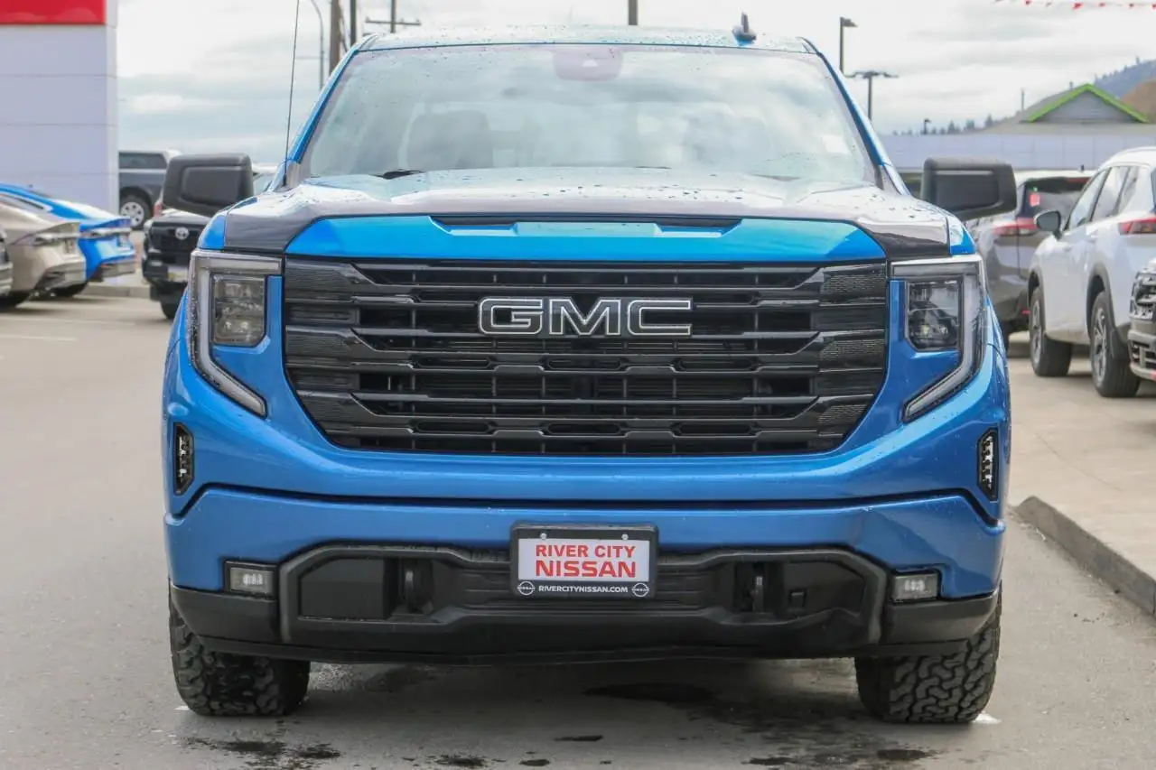 GMC Sierra 1500 снимка GMC Sierra 1500