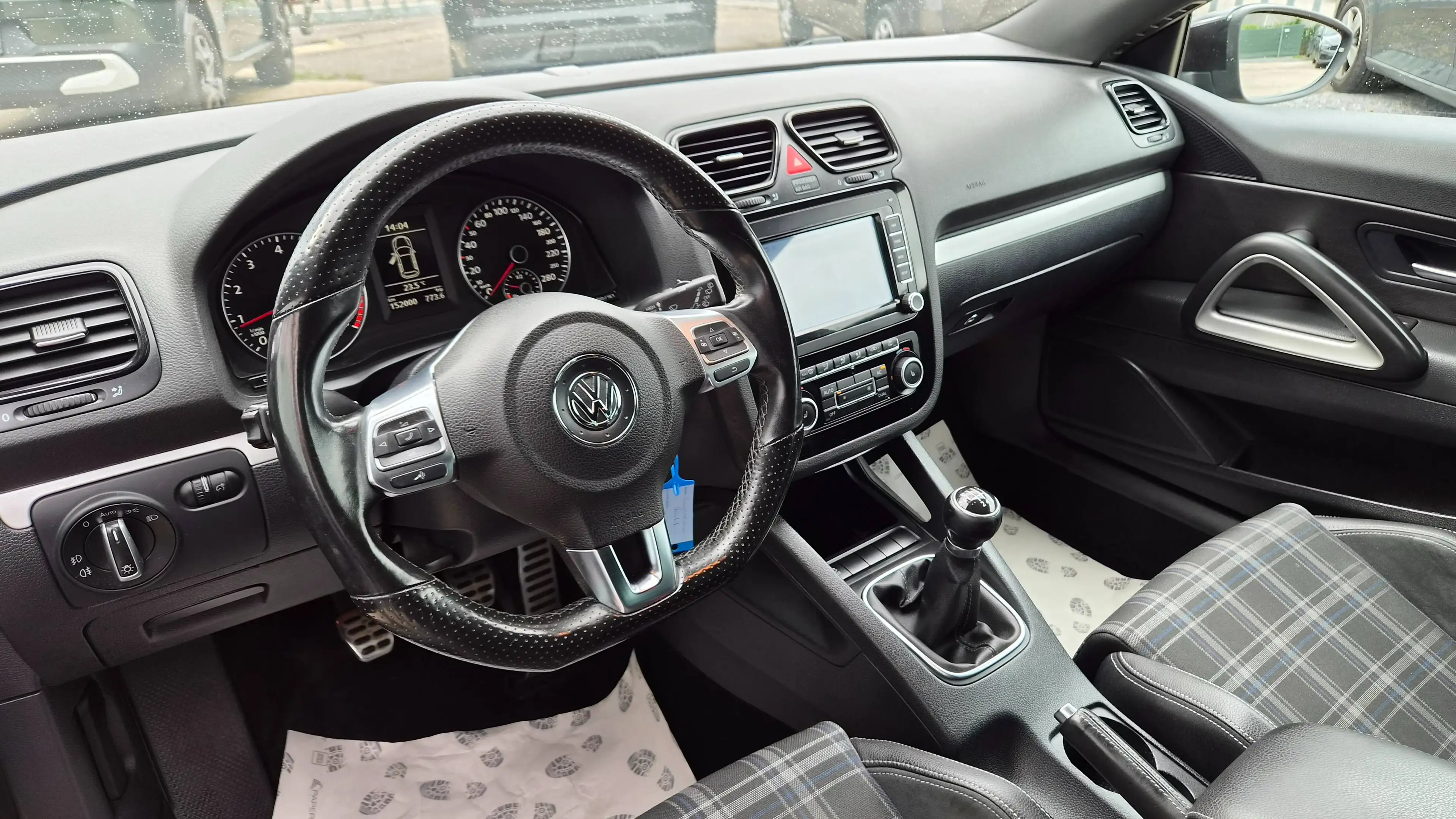 Volkswagen Scirocco Scirocco 2.0 TSI/Panodak/Navi/Cruise/Parkeersensoren — photo 9