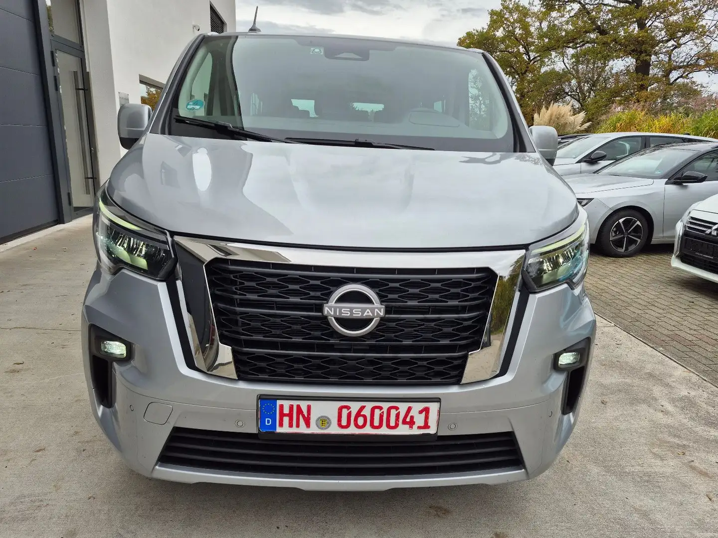 Nissan Primastar Kombi L2H1 3,0t Tekna+Led+Navi+Kamera Silber - 2