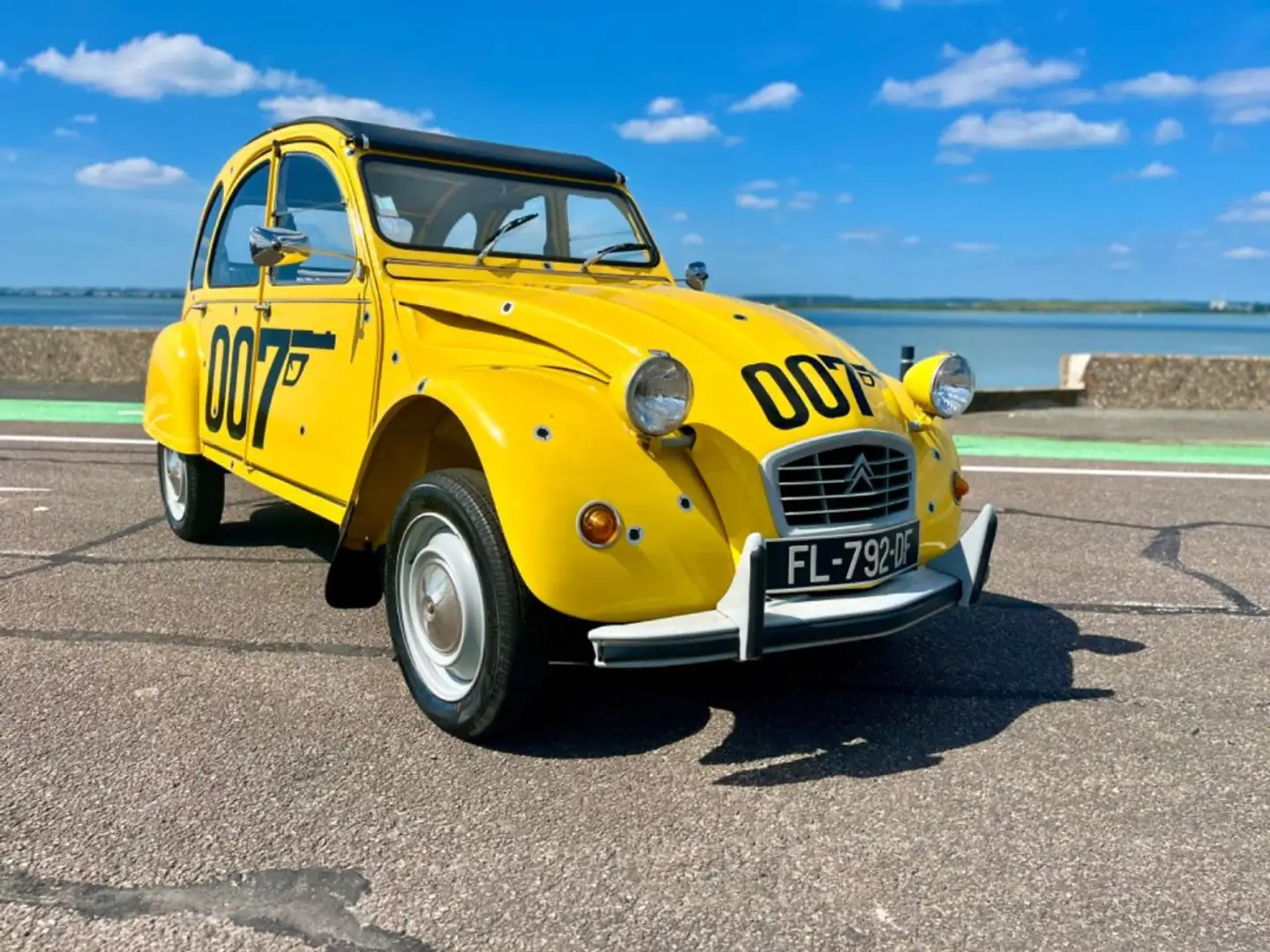 Citroen 2CV 4 Gelb - 2