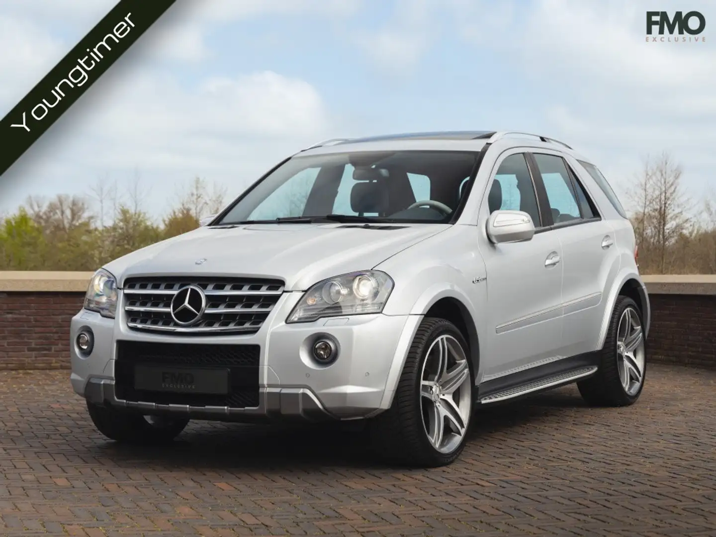 Mercedes-Benz ML 63 AMG 10th Anniversary | Facelift | Deal Ond | Youngtime Ezüst - 1