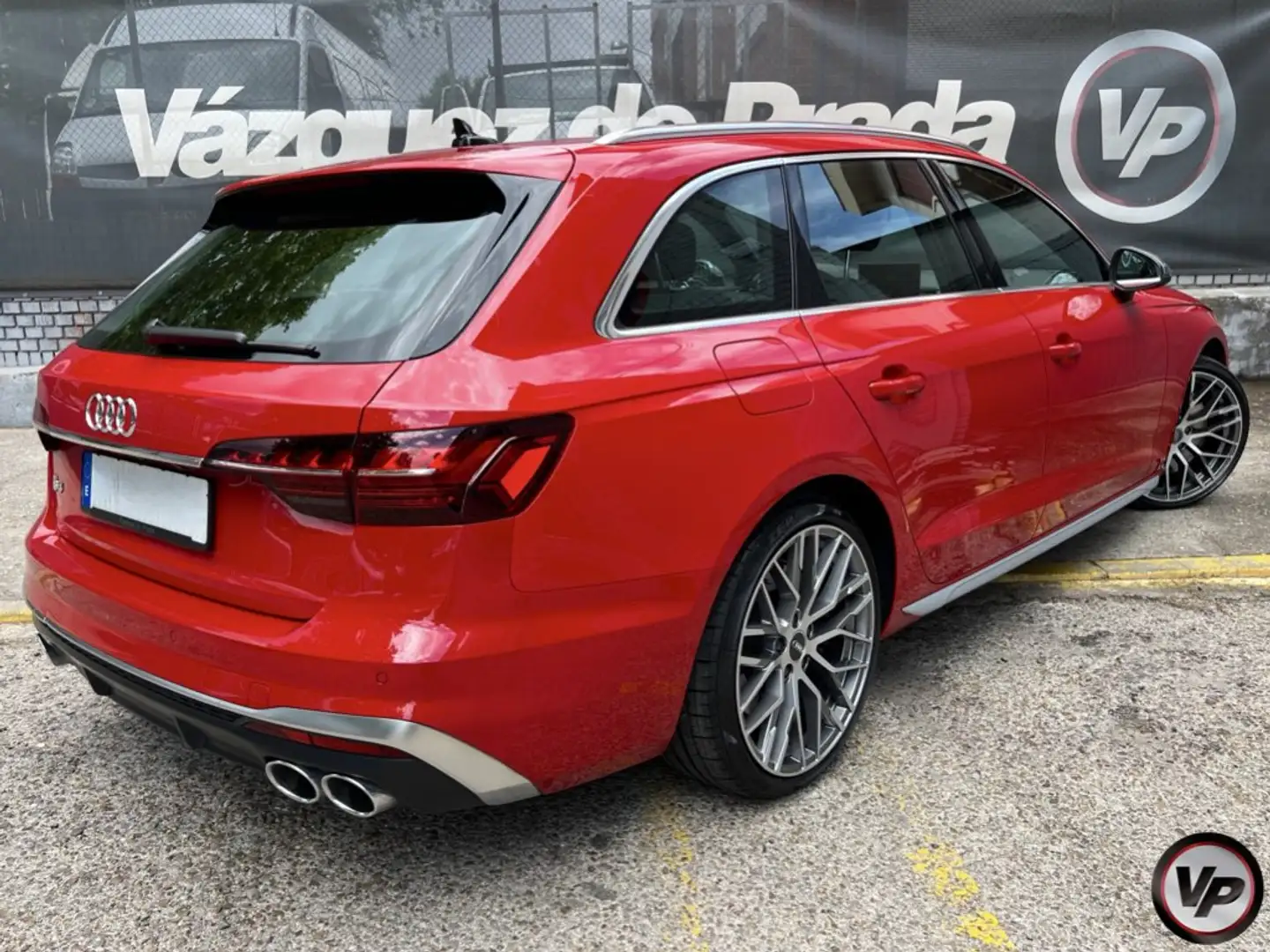 Audi A4 S4 Avant TDI quattro Tiptronic 255kW Rojo - 2