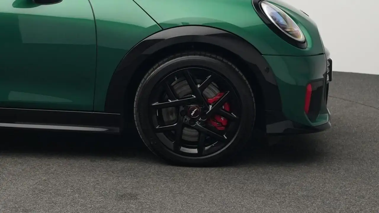 MINI John Cooper Works John Cooper Works Trim 13