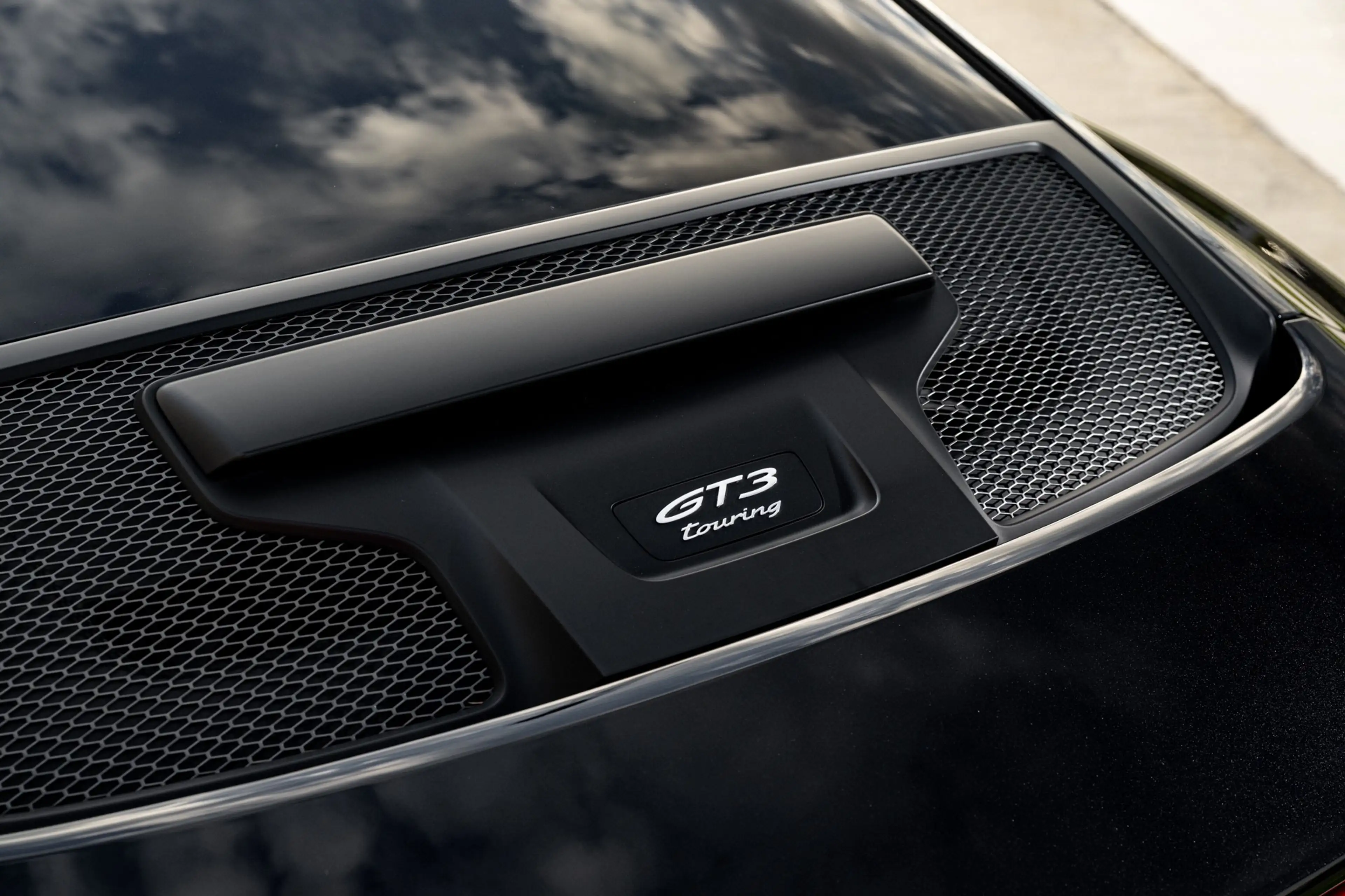 Porsche 992 GT3 Touring | Approved — photo 14