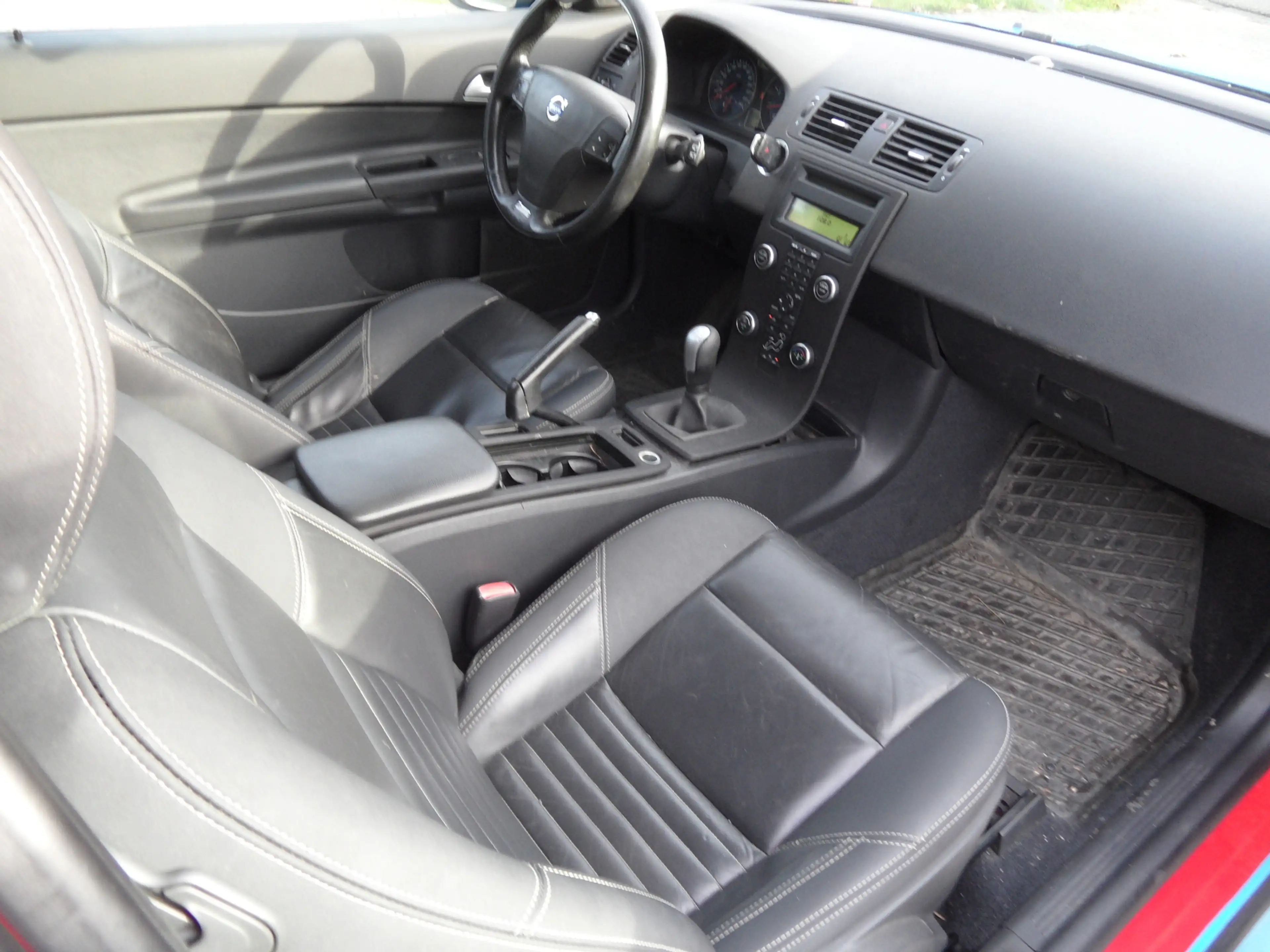 Volvo C30 2.0 R-Edition — photo 14