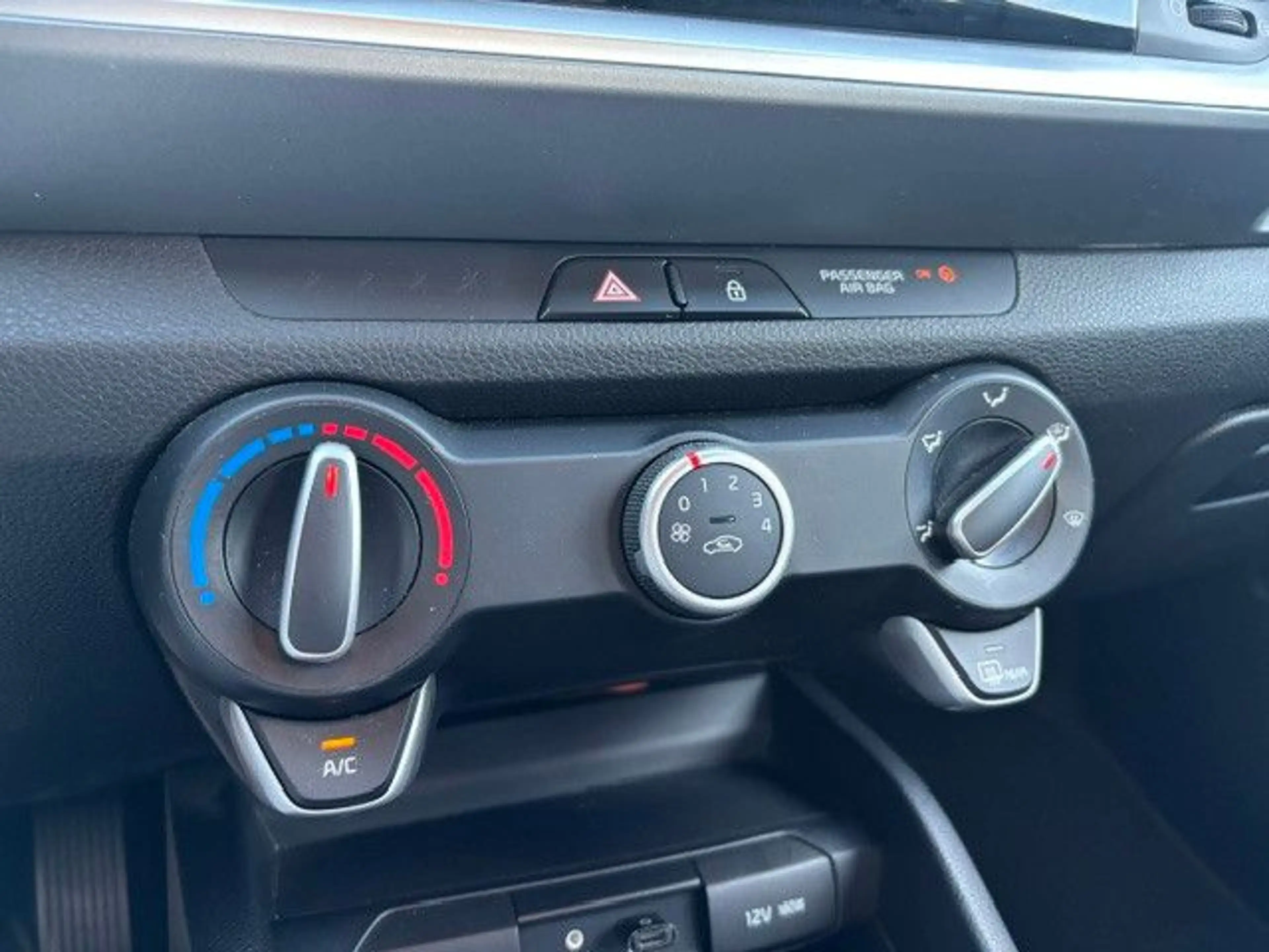 Kia Stonic Edition 7 AppleCar/Lenkradheiz./Tempomat — photo 13