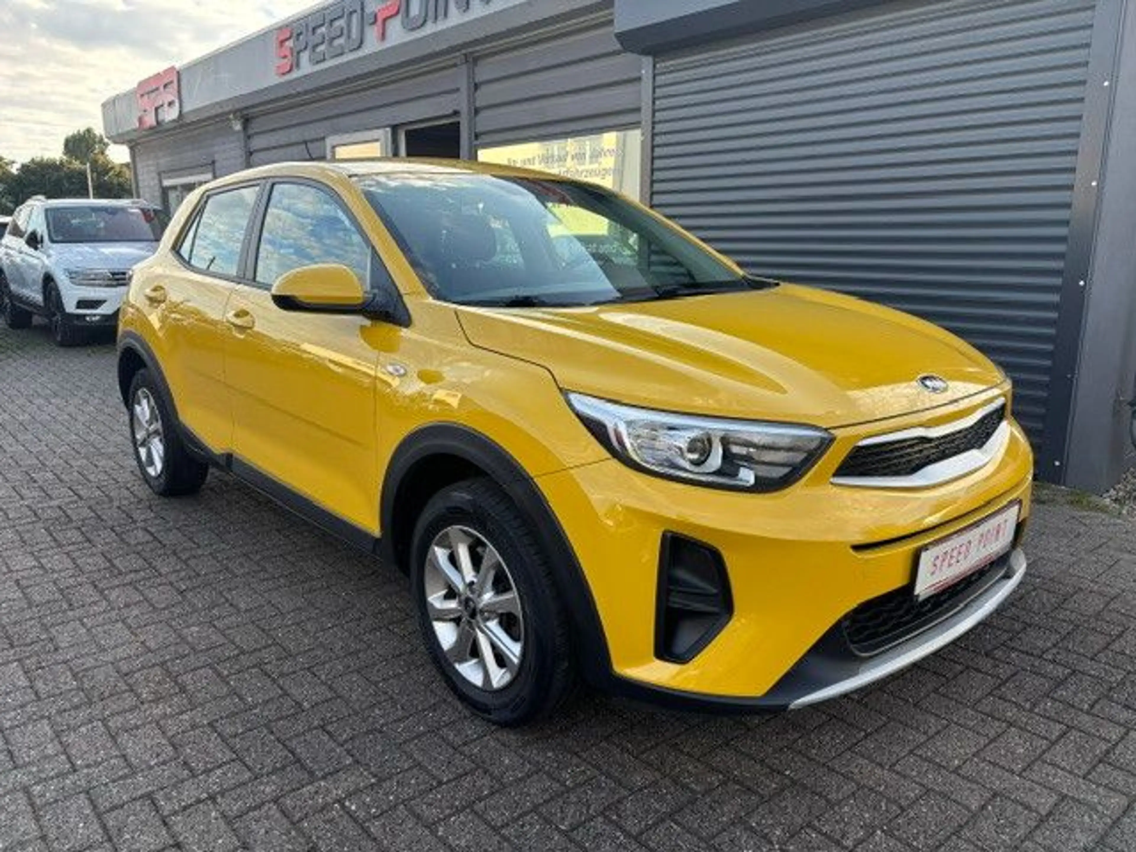 Kia Stonic Edition 7 AppleCar/Lenkradheiz./Tempomat — photo 3