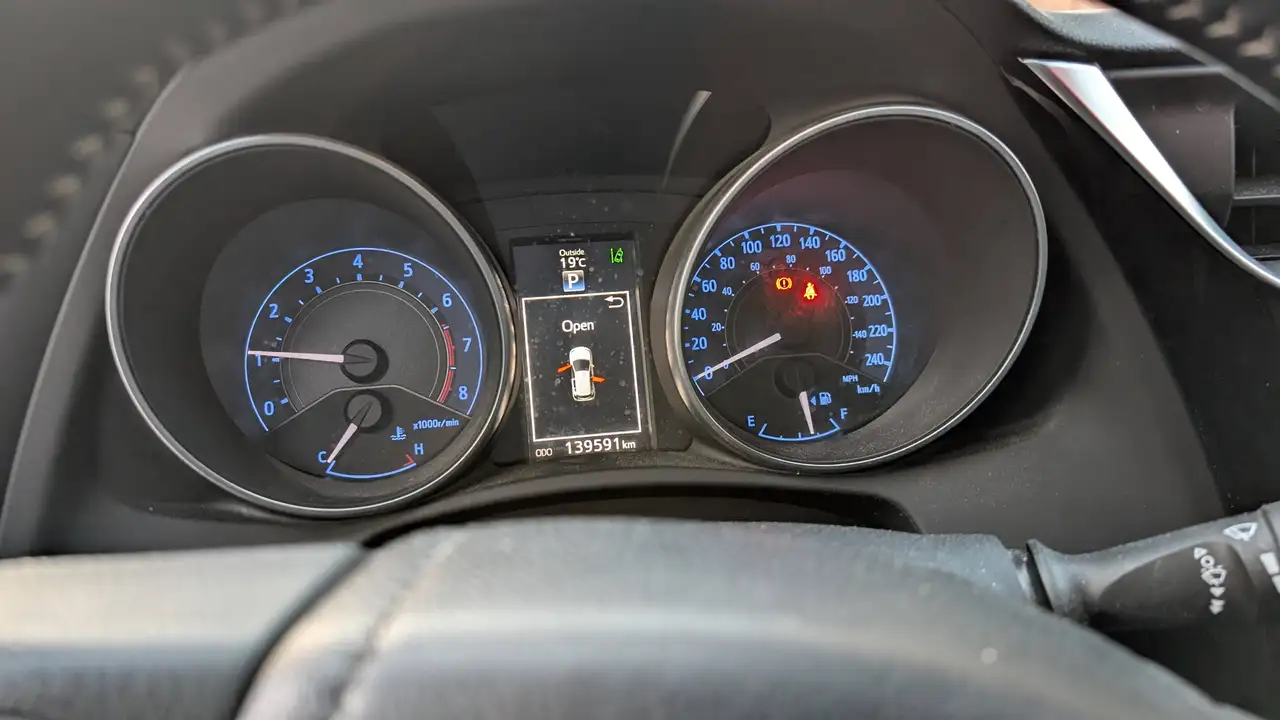 Toyota Corolla снимка Toyota Corolla
