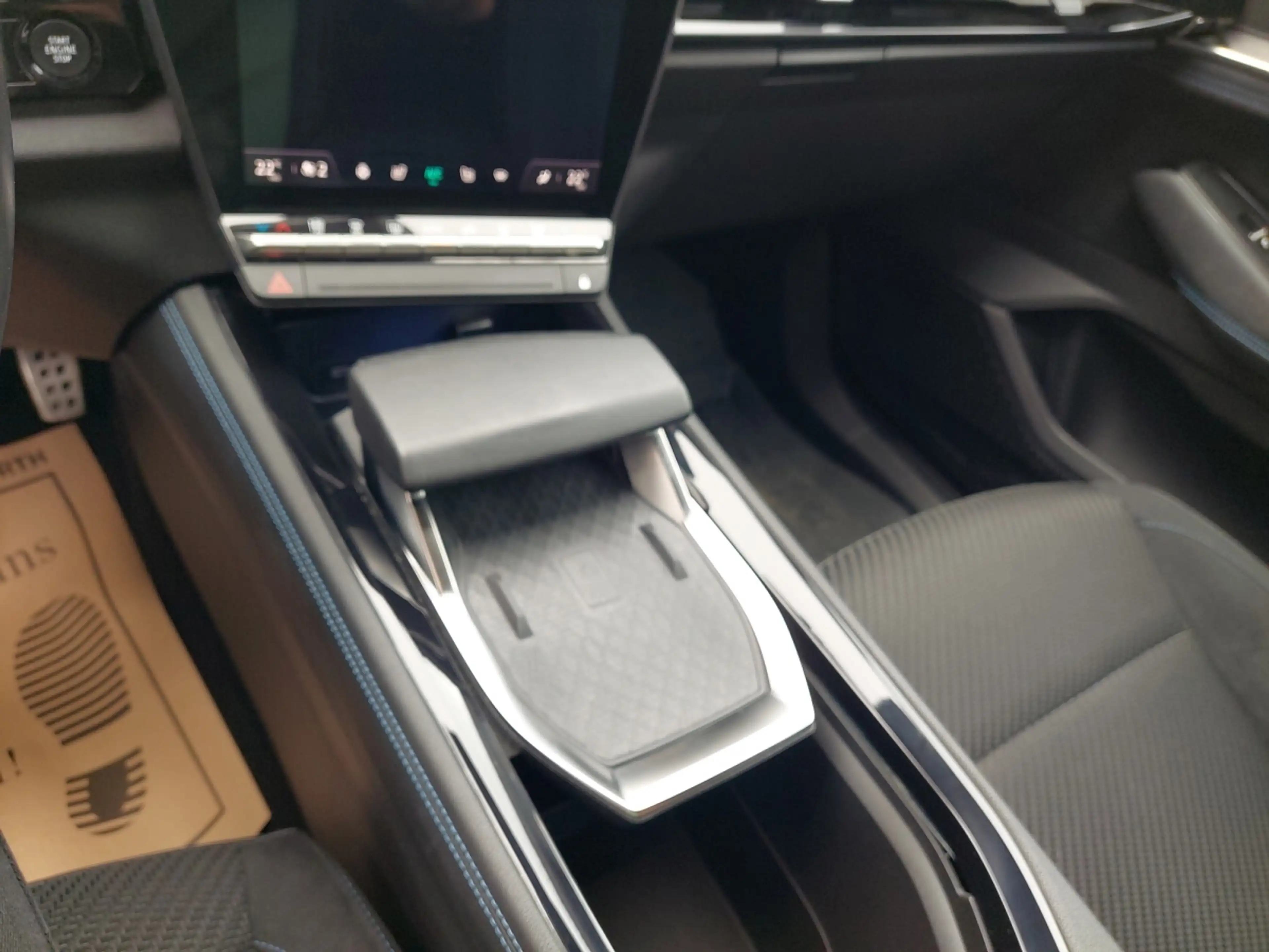 Renault Espace ESPACE NEU Esprit Alpine E-Tech Full Hybrid 200 — photo 9
