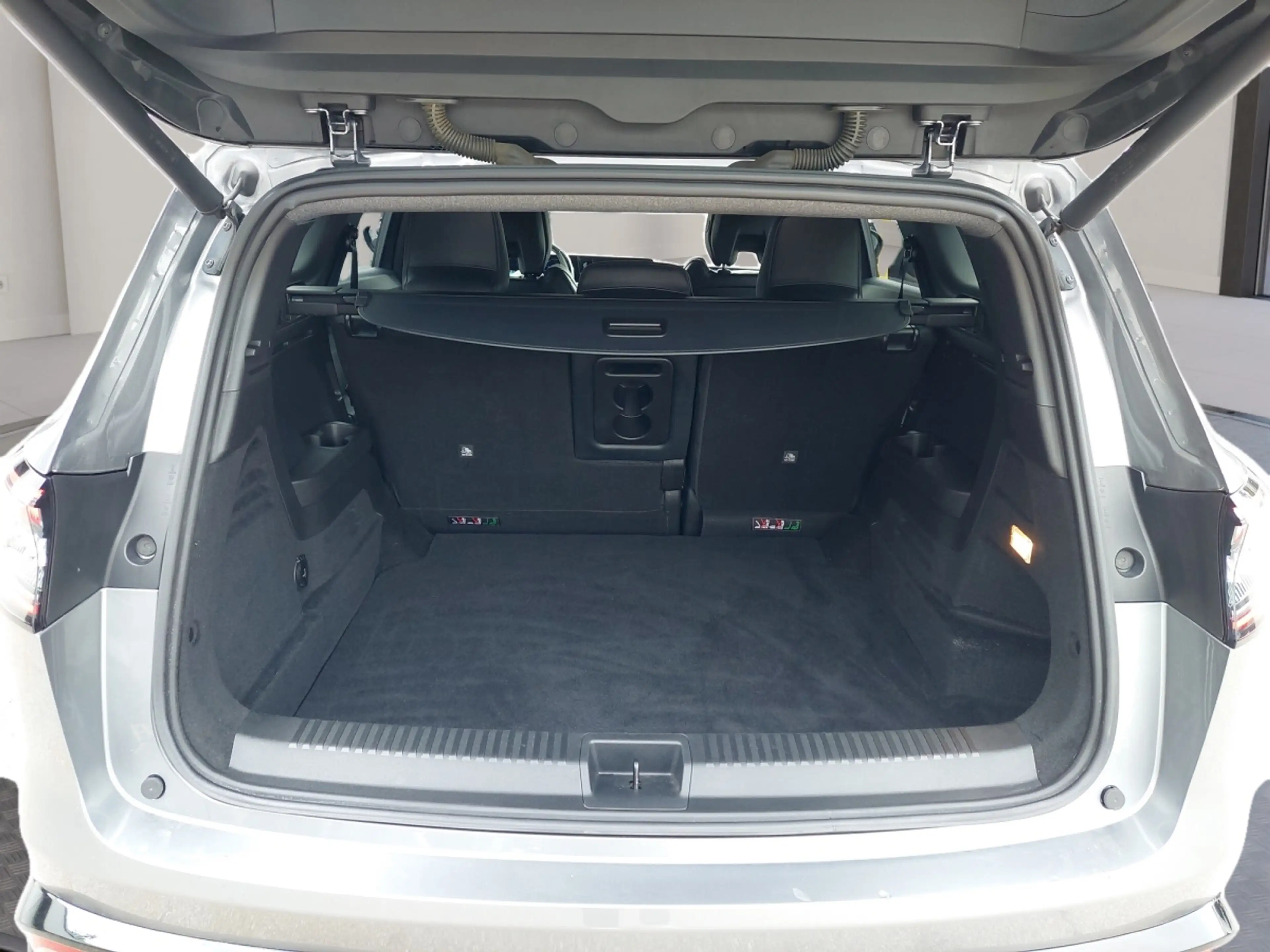 Renault Espace ESPACE NEU Esprit Alpine E-Tech Full Hybrid 200 — photo 12
