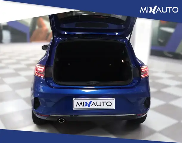 Renault Clio view 7