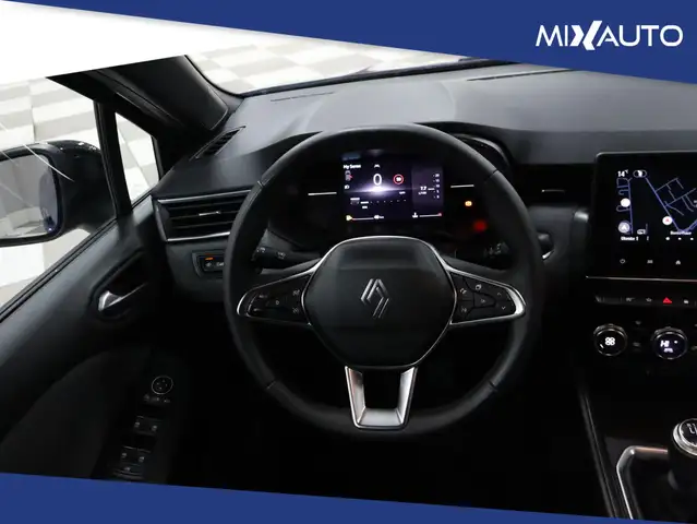 Renault Clio view 12