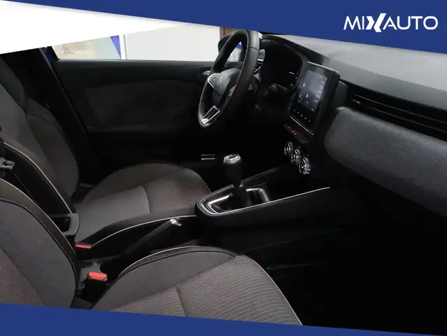 Renault Clio view 13
