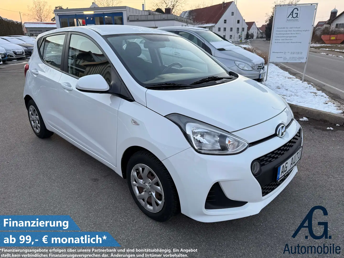 Hyundai i10 + Garantie Tempomat Klima TÜV + Service NEU Blanc - 1
