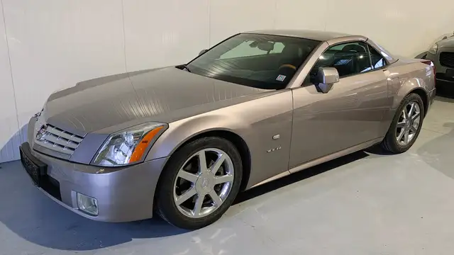 Cadillac XLR XLR 4,6 V8 |1.BESITZ|SAMMLERZUSTAND|COLLECTORS CAR
