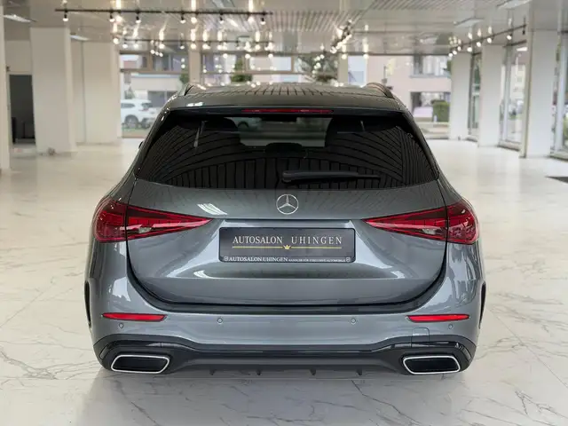 Mercedes-Benz C-Class view 7