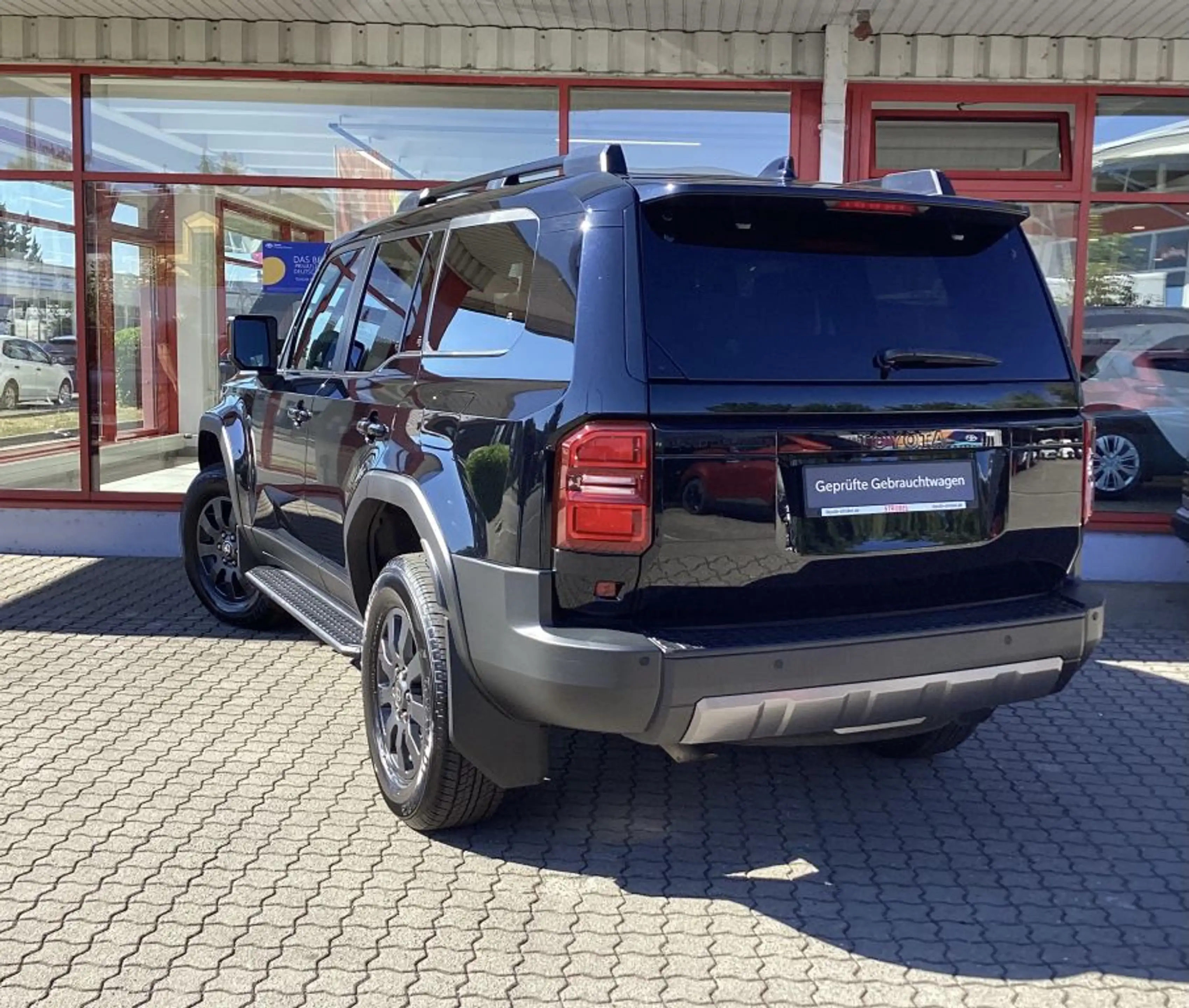 Toyota Land Cruiser 2.8 D-4D Automatik Executive — photo 3