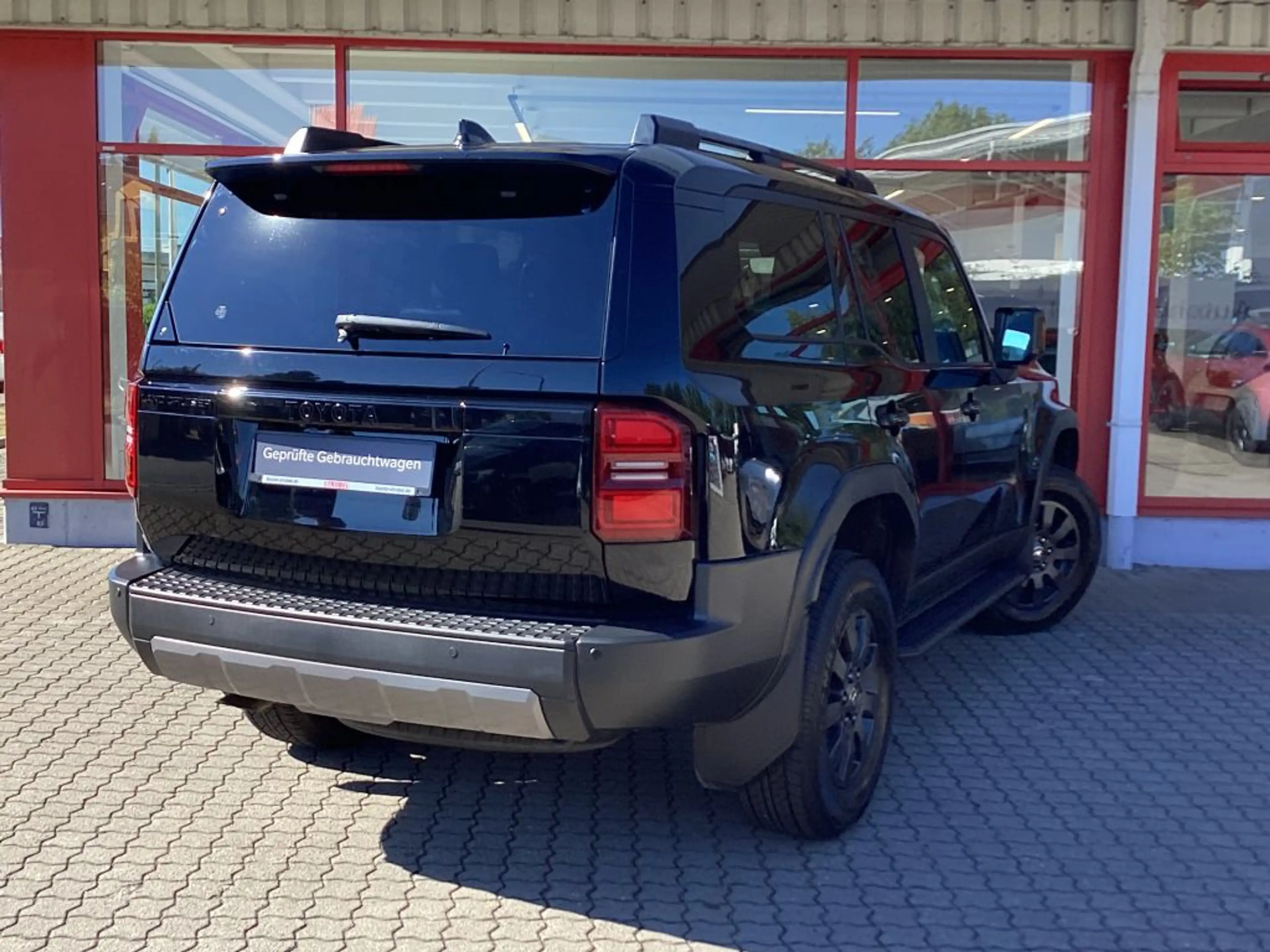 Toyota Land Cruiser 2.8 D-4D Automatik Executive — photo 4