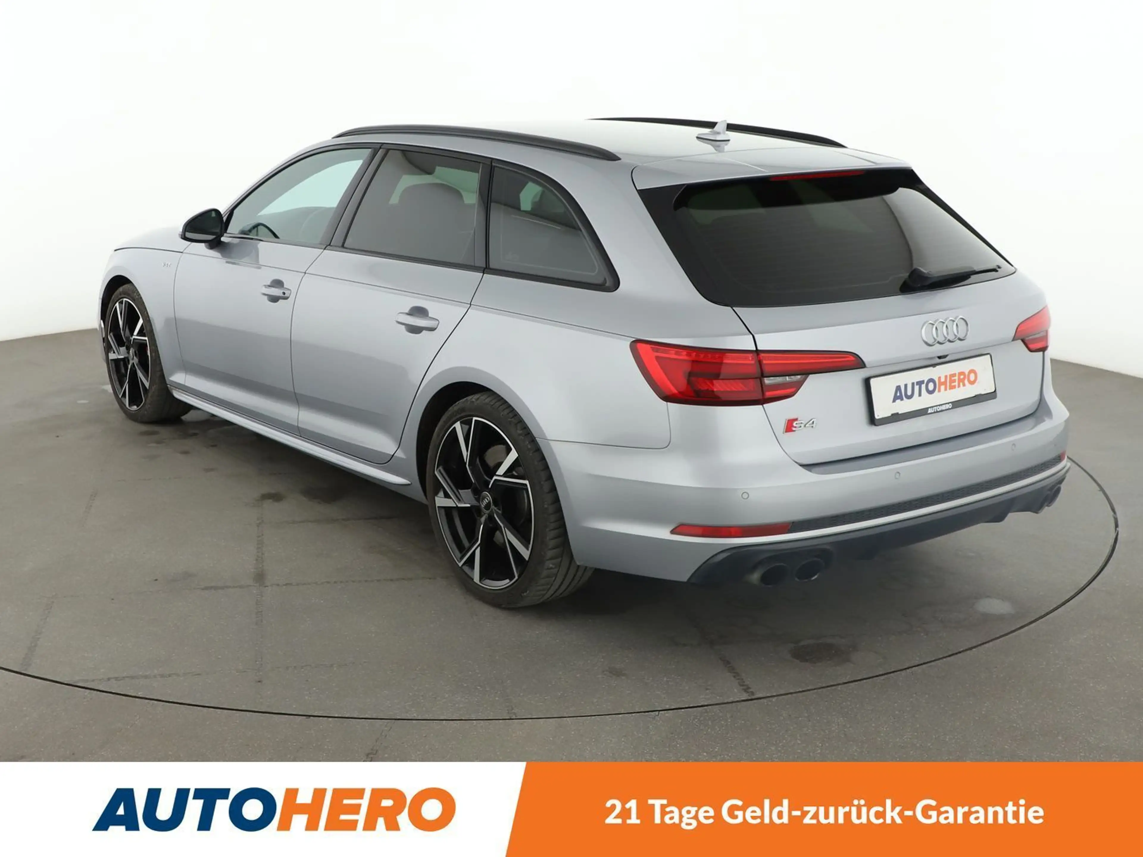 Audi S4 3.0 V6 TFSI quattro Aut.*TEMPO*NAVI*CAM*PDC*SHZ* — photo 4