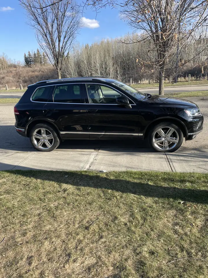 Volkswagen Touareg снимка Volkswagen Touareg
