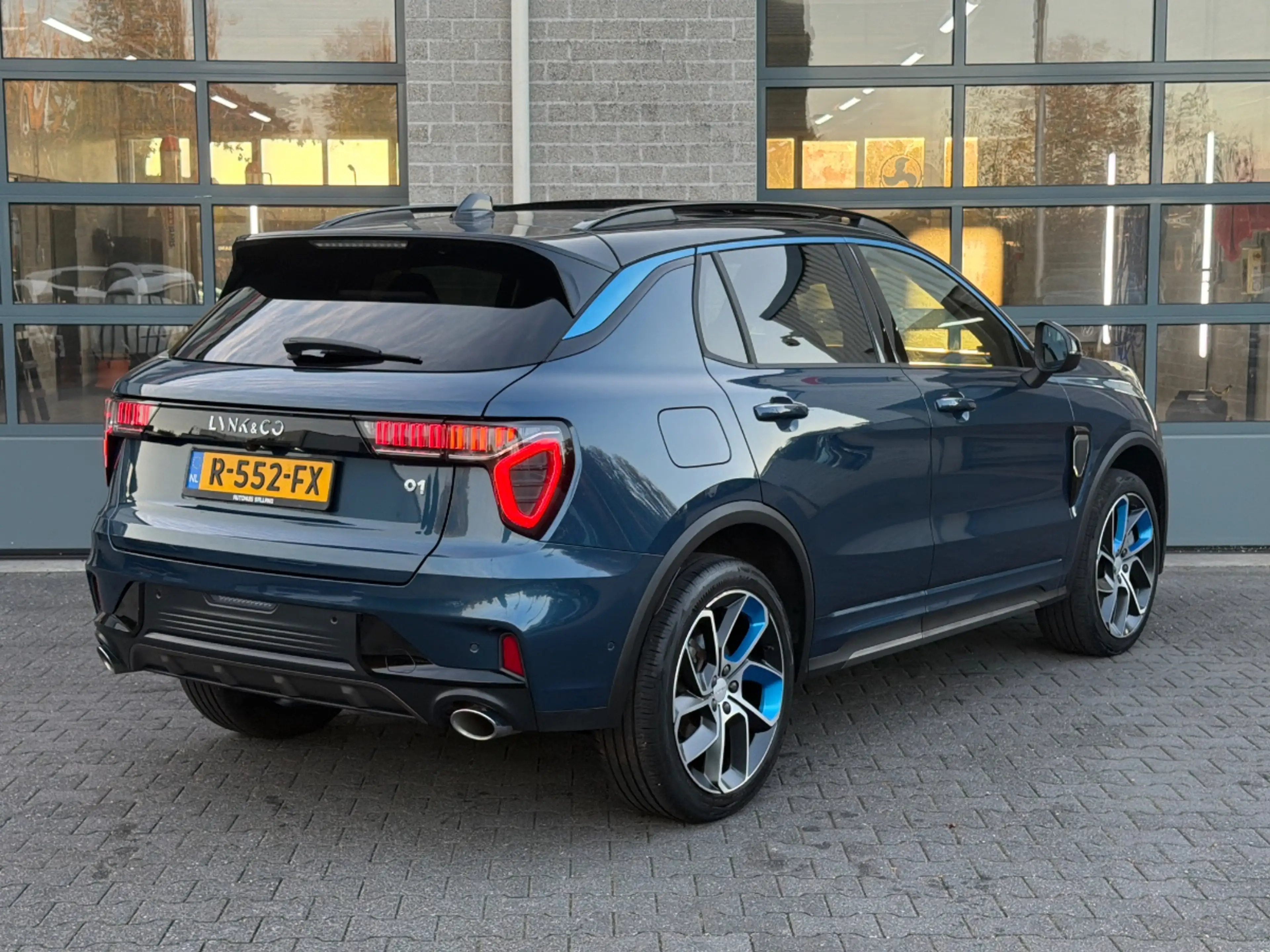 Lynk & Co 01 1.5 PLUG IN HYBRID|NL AUTO|360 CAMERA| — photo 3