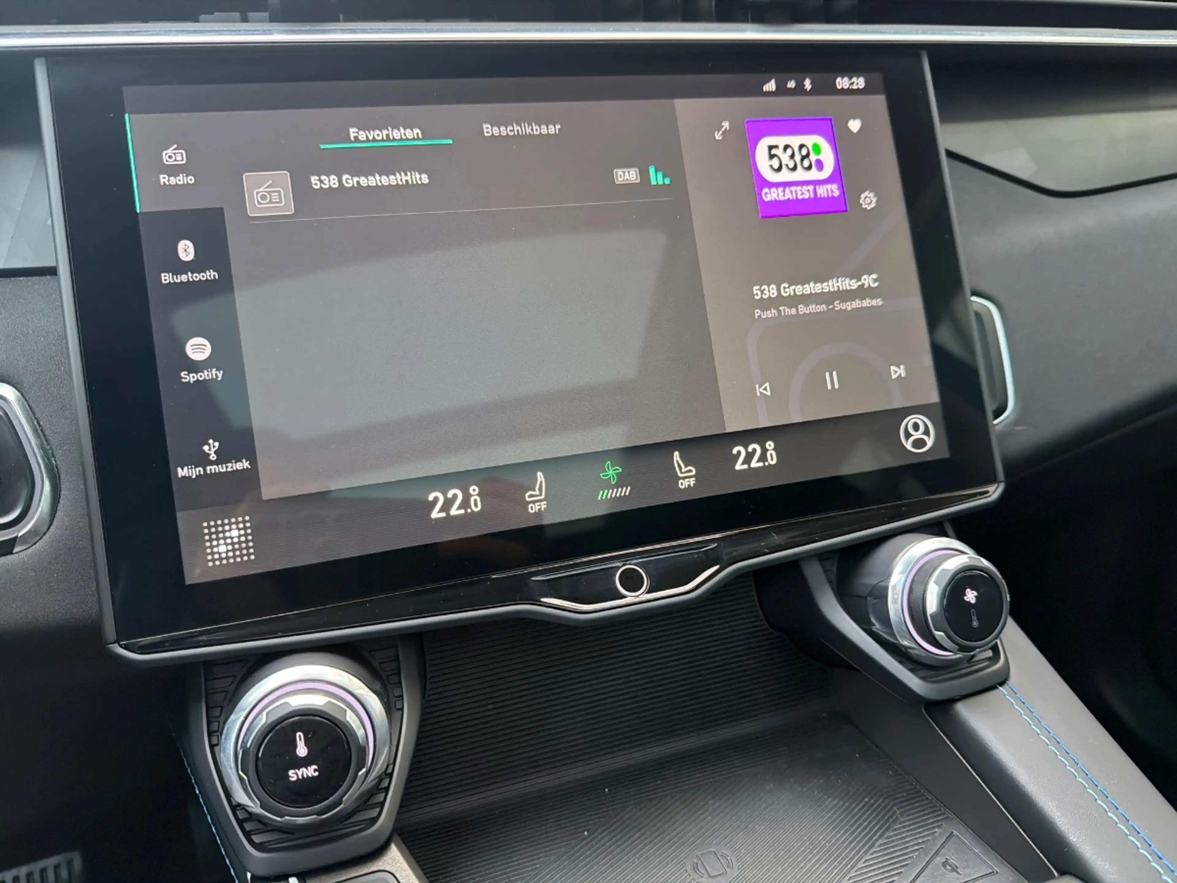 Lynk & Co 01 1.5 PLUG IN HYBRID|NL AUTO|360 CAMERA| — photo 12