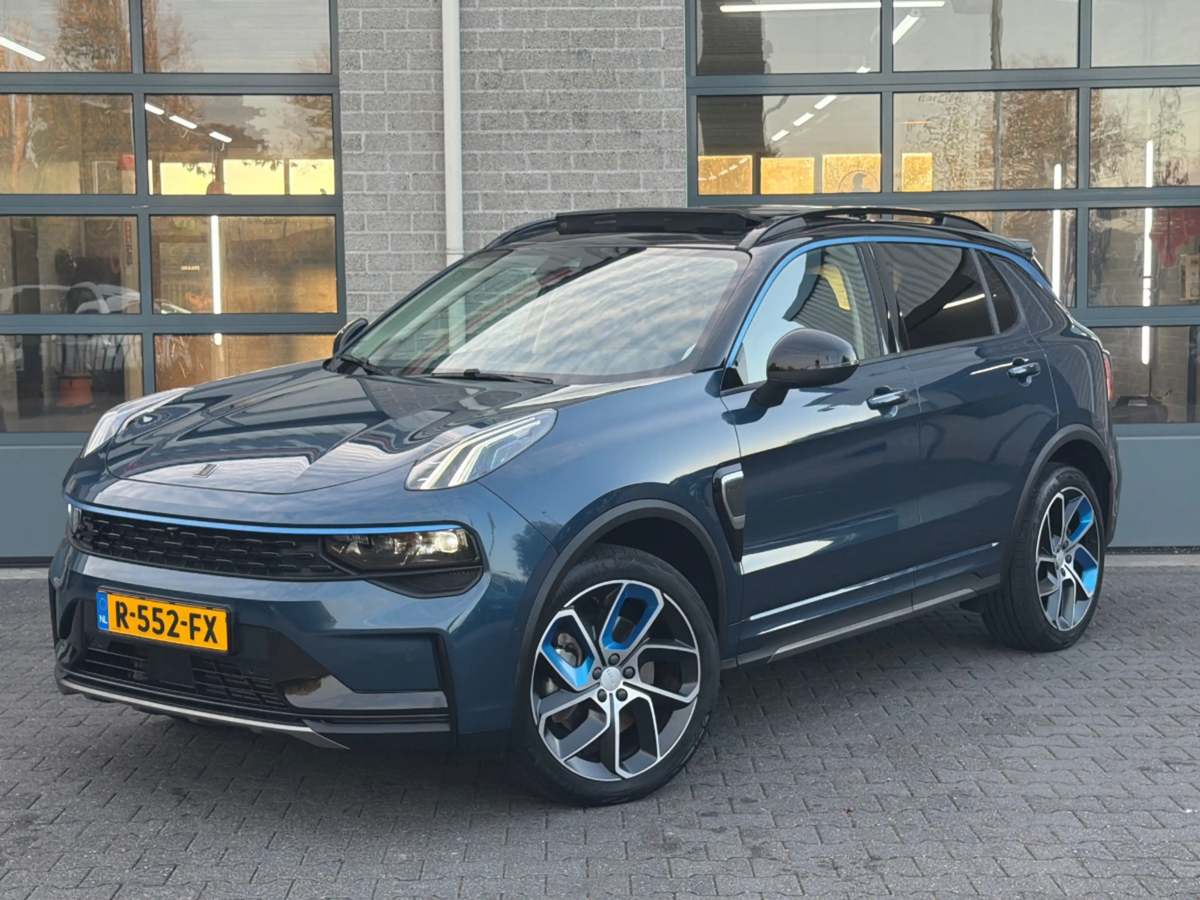 Lynk & Co 01 1.5 PLUG IN HYBRID|NL AUTO|360 CAMERA|