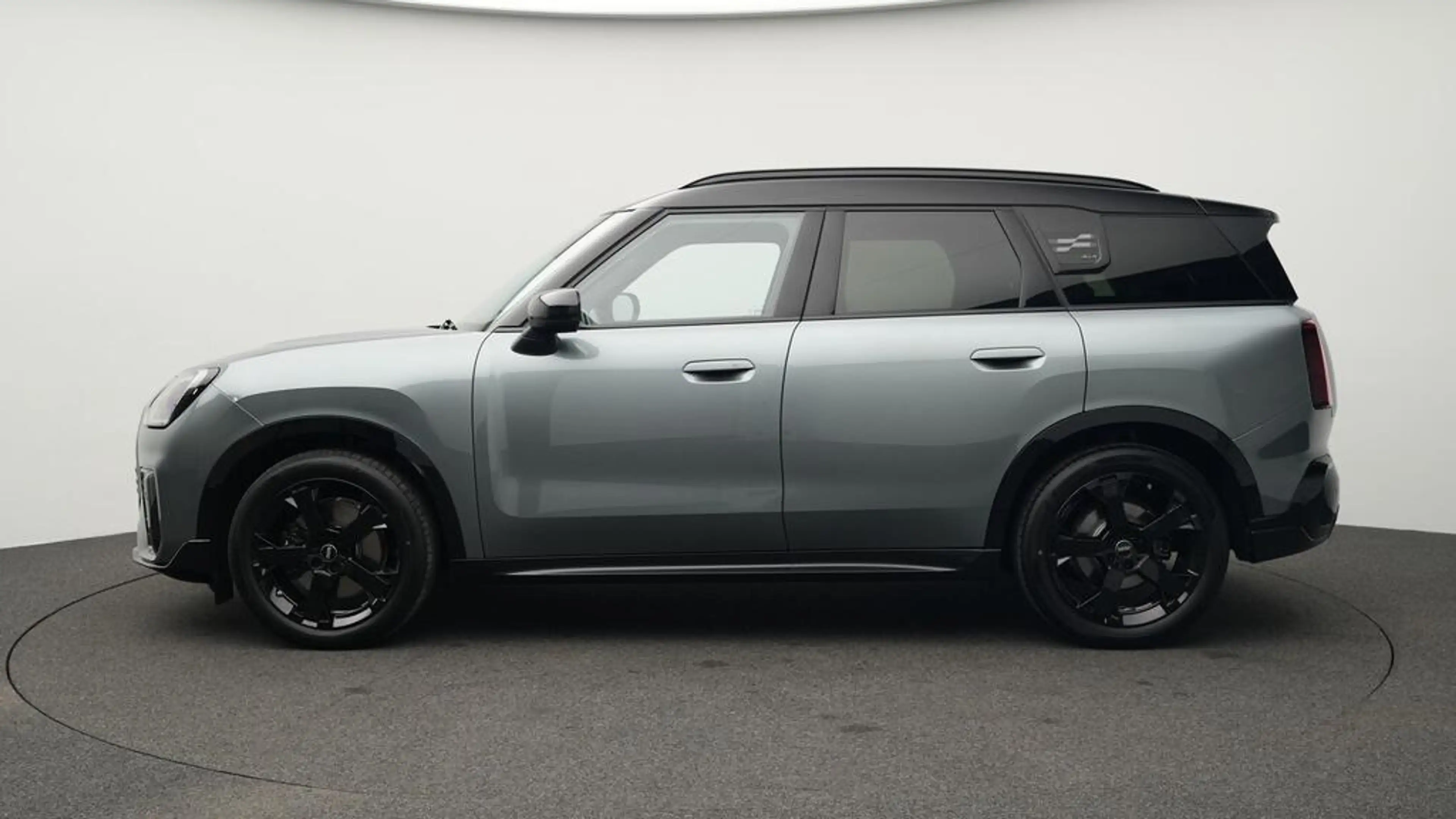 MINI Countryman S All4 John Cooper Works Trim — photo 2