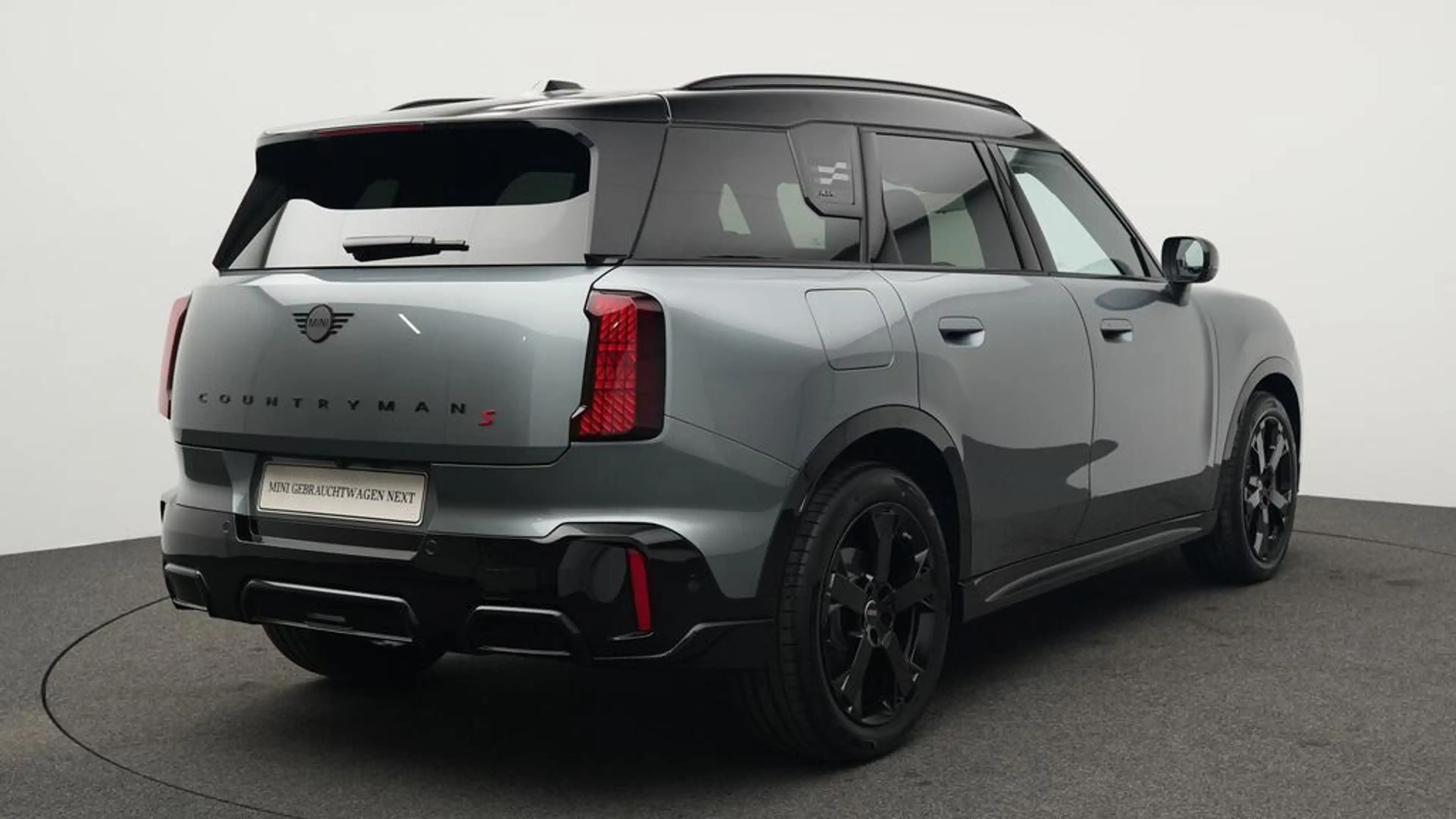 MINI Countryman S All4 John Cooper Works Trim — photo 6
