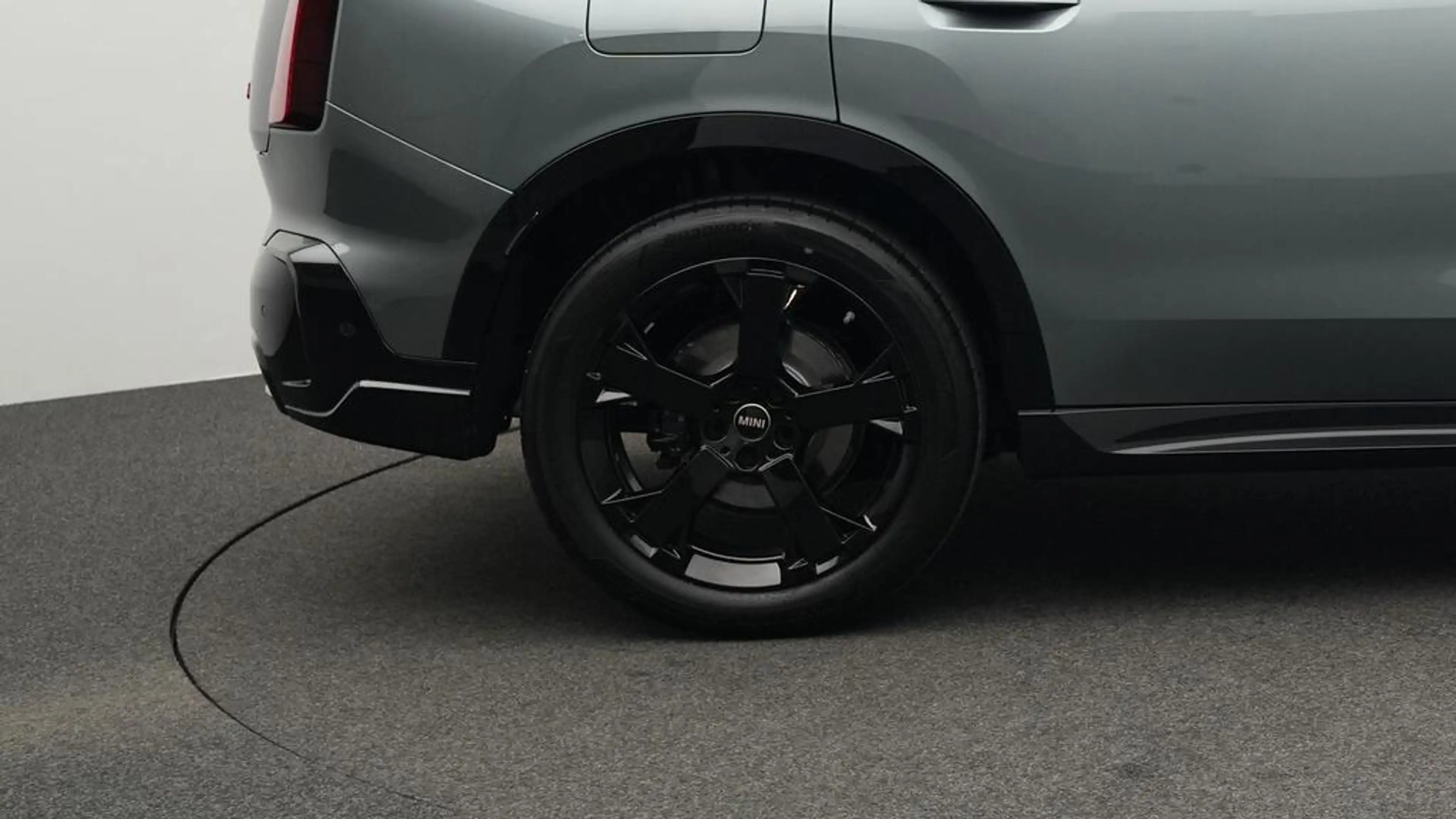 MINI Countryman S All4 John Cooper Works Trim — photo 11