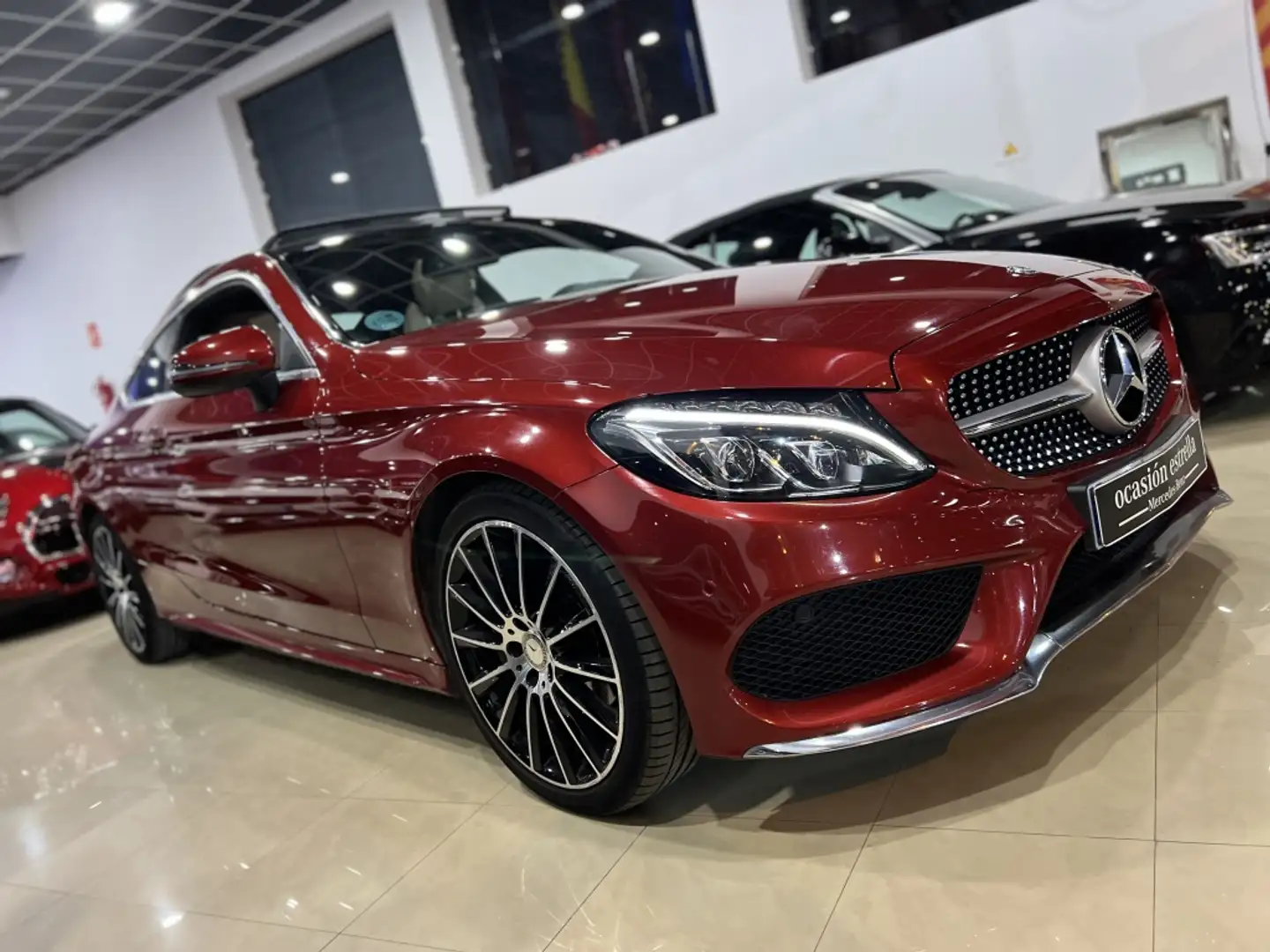 Mercedes-Benz C 220 Coupé 220d 9G-Tronic (4.75) Burdeos - 2