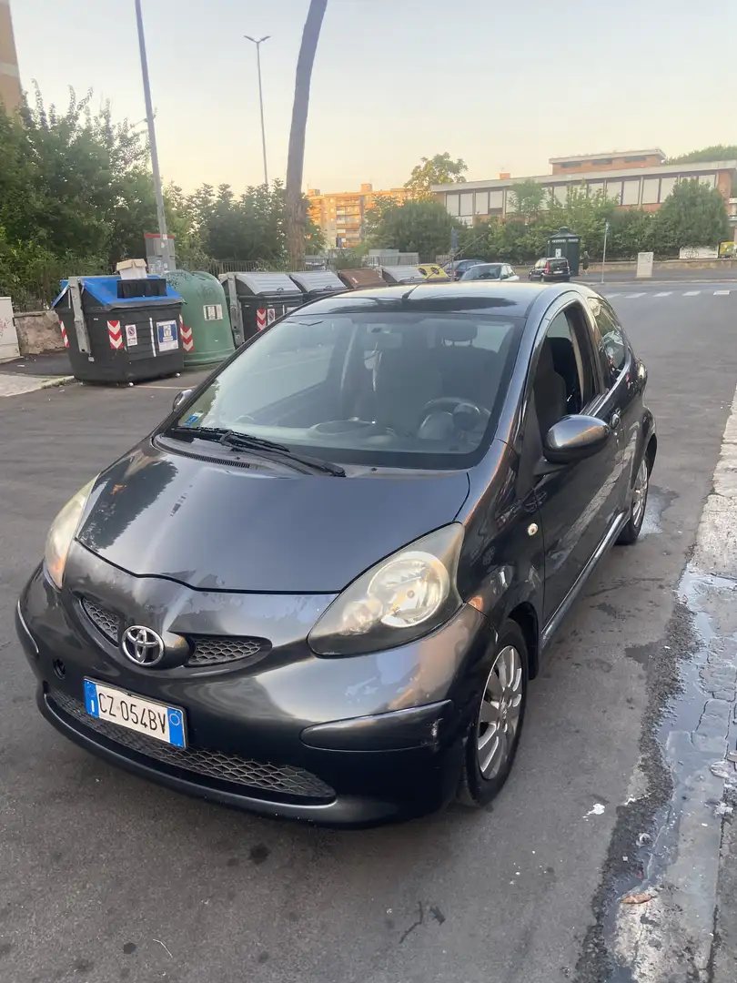 Toyota Aygo - 1