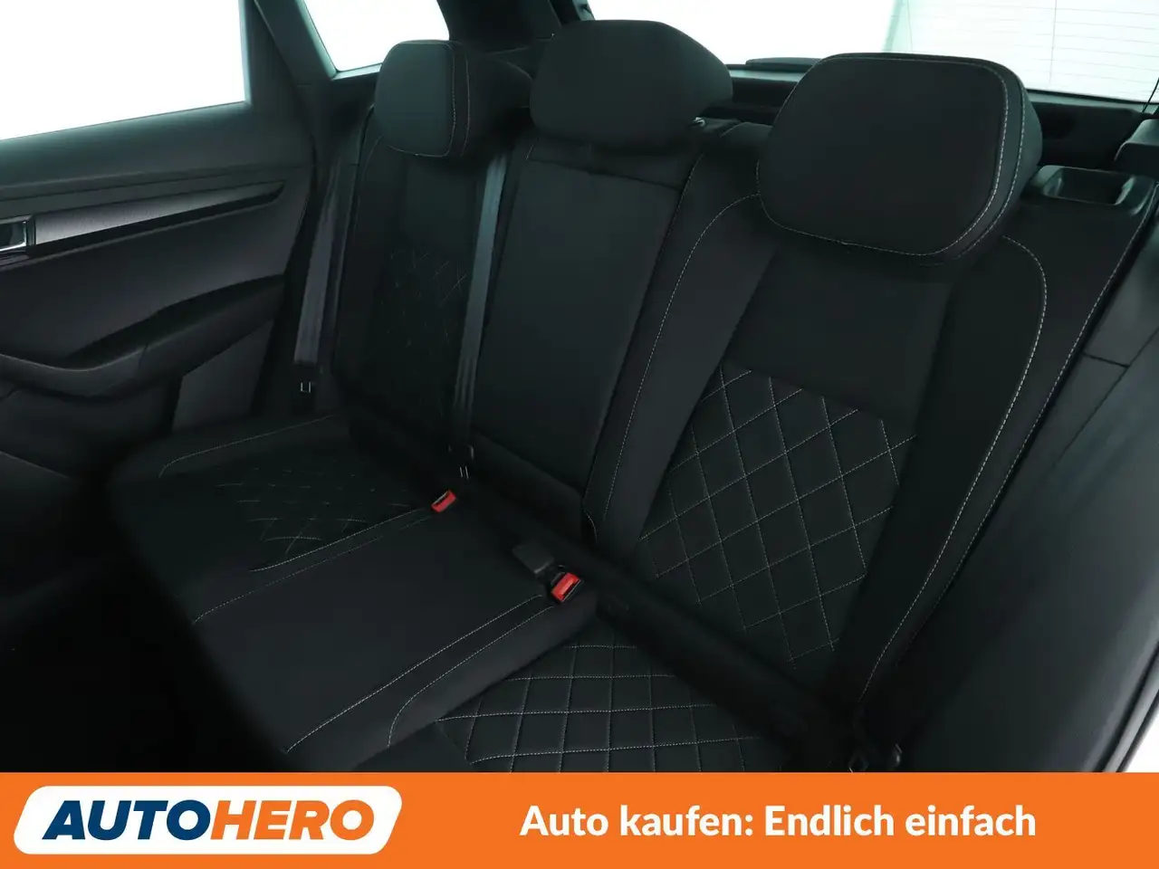 Skoda Karoq 2.0 TDI Sportline 4x4 Aut.*NAVI*LED*ACC*, миниатюра 14