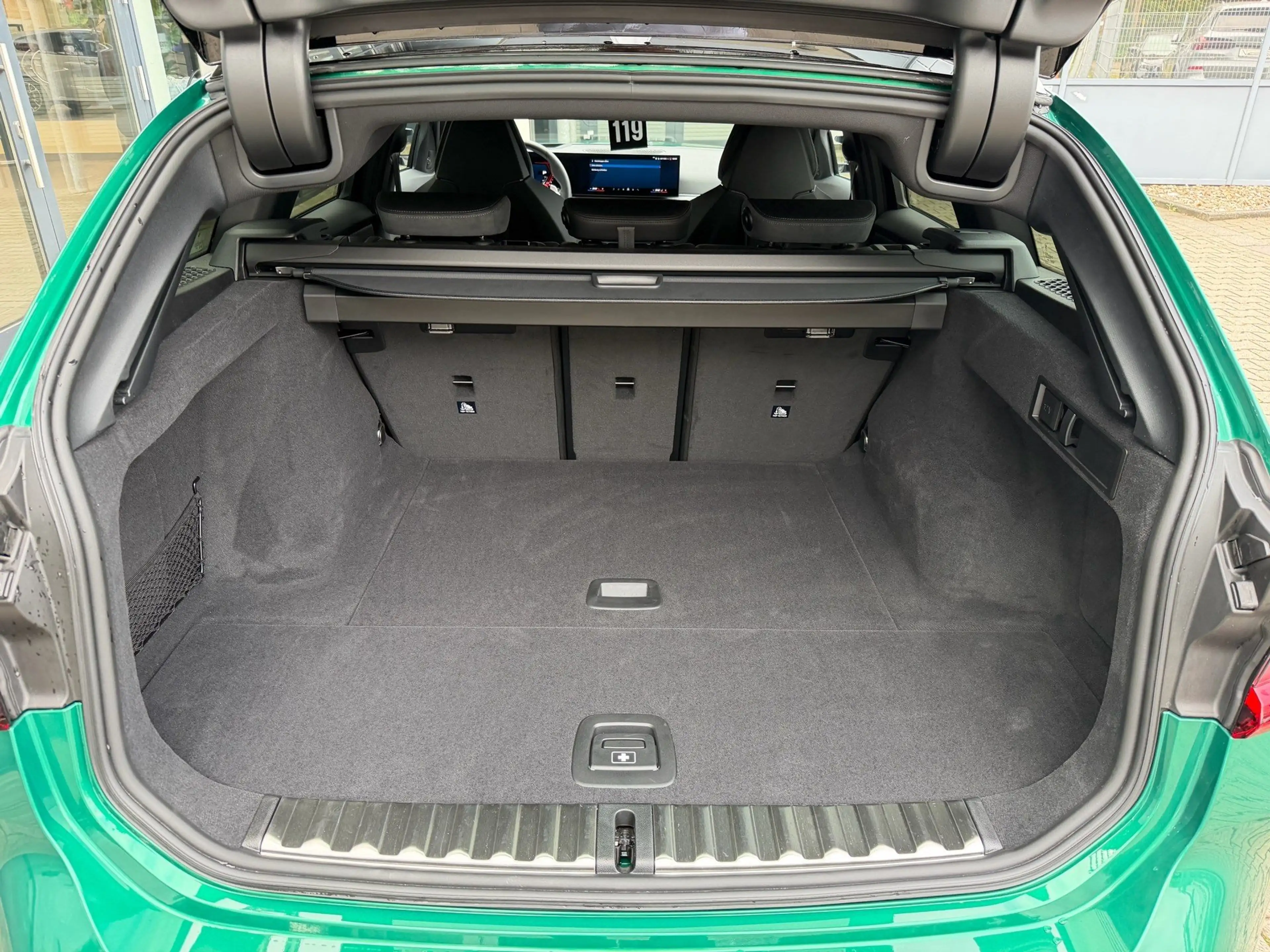 BMW M3 Competition Tour xDrive DA h&k Ad-Led PA+ Keyless — photo 15