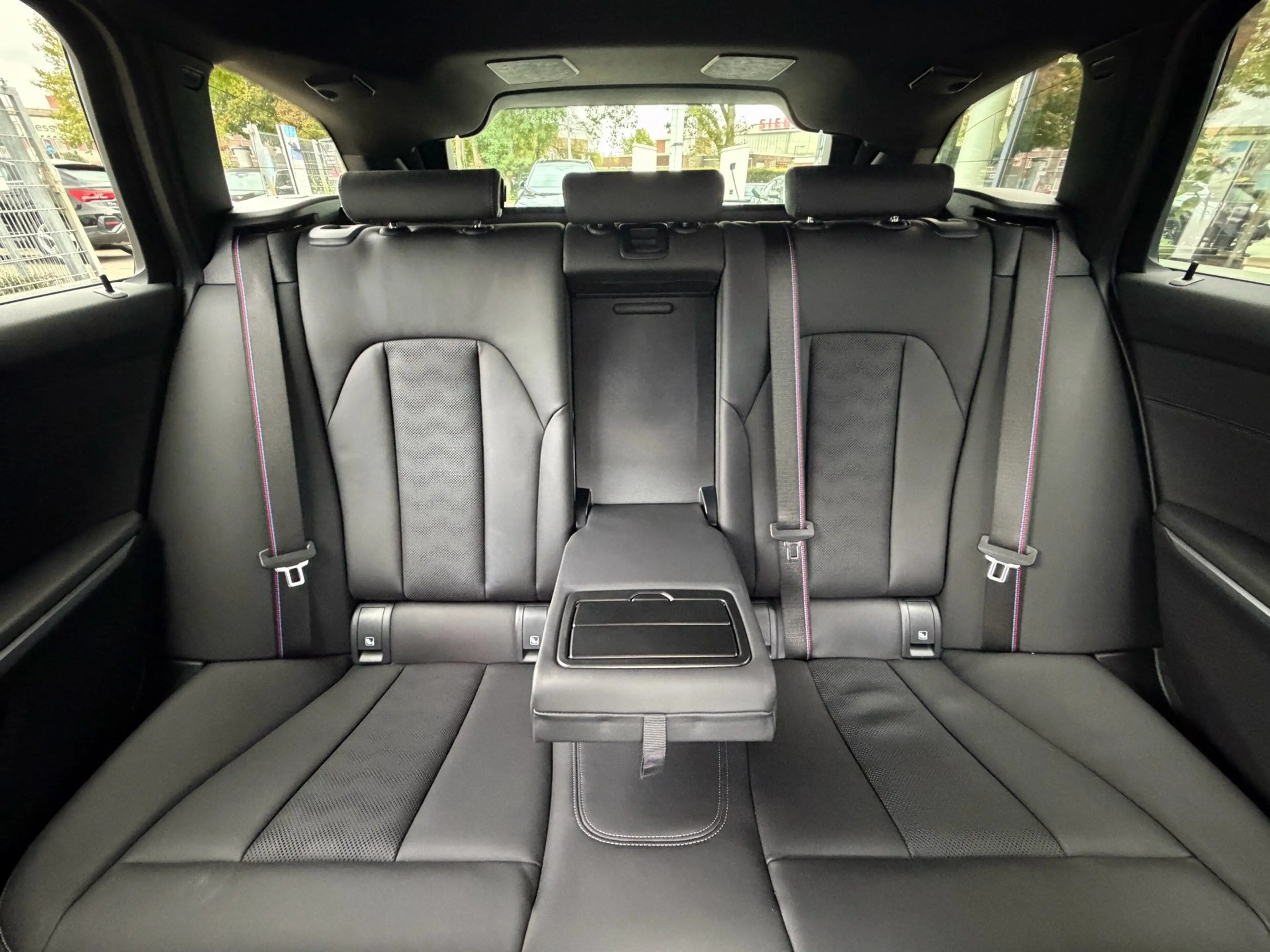 BMW M3 Competition Tour xDrive DA h&k Ad-Led PA+ Keyless — photo 19