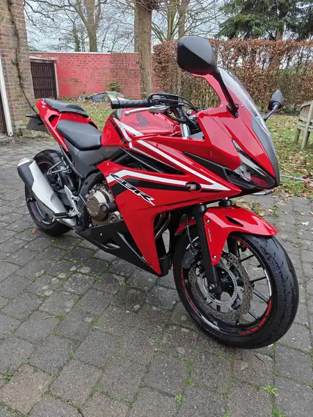 Honda CBR 500 R - foto 2