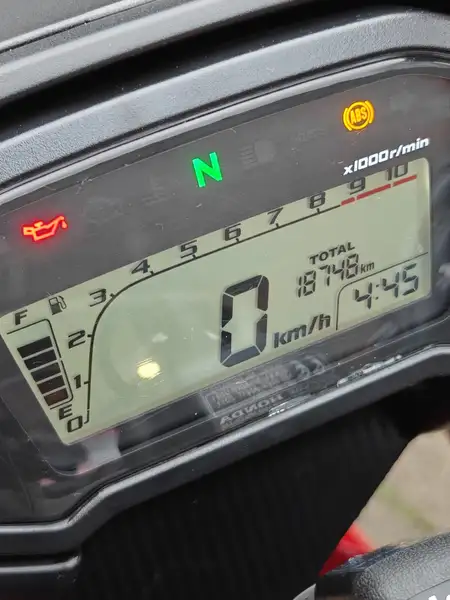 Honda CBR 500 R - foto 8