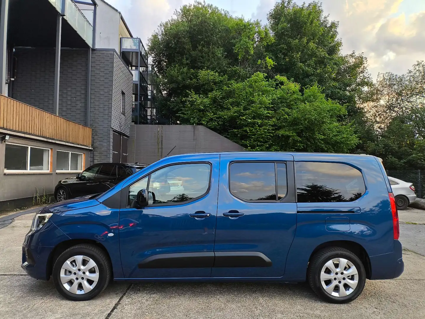 Opel Combo Life E - e L2/XL *1 Hand*Garantie*Elektro Blauw - 2