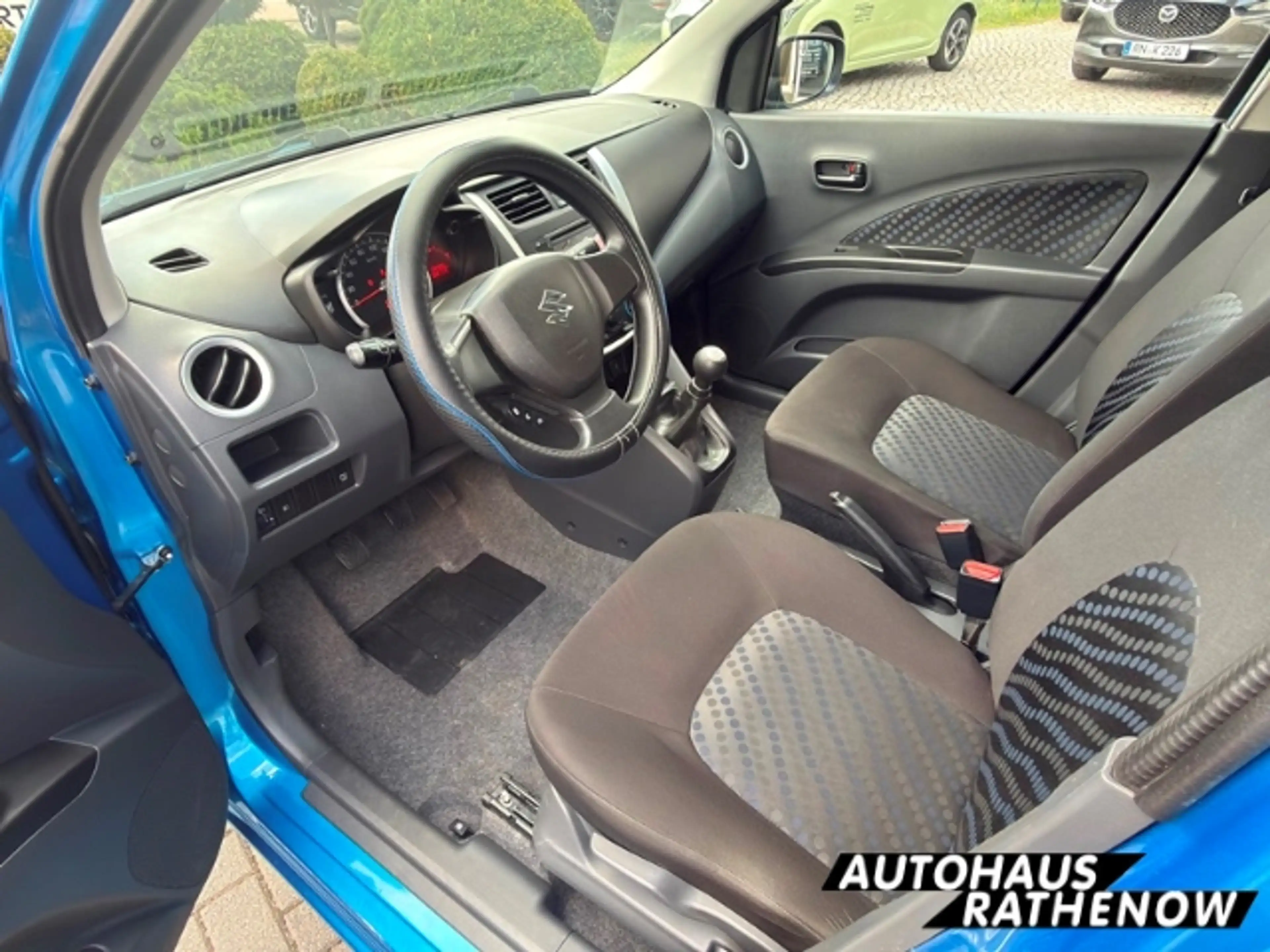 Suzuki Celerio Comfort 1.0 Alu Klima BT el.SP Privacyverglasung t — photo 11