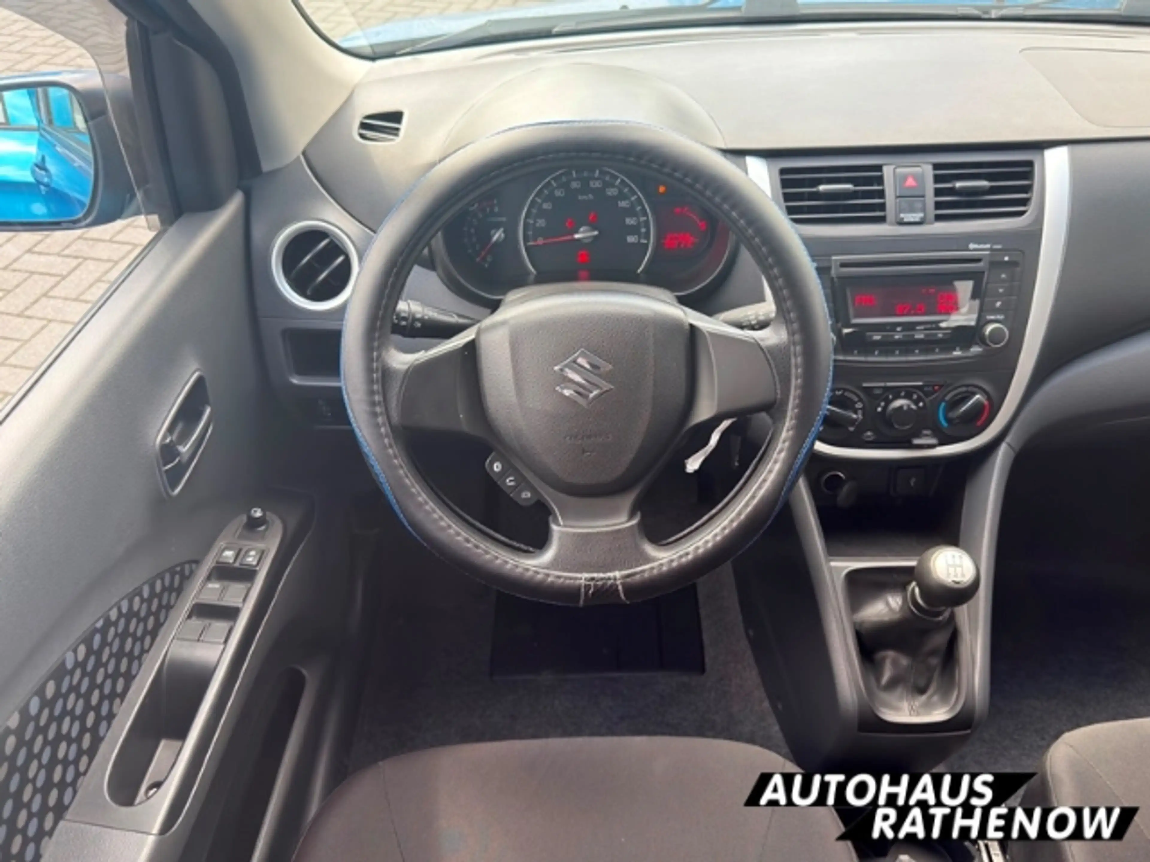 Suzuki Celerio Comfort 1.0 Alu Klima BT el.SP Privacyverglasung t — photo 10